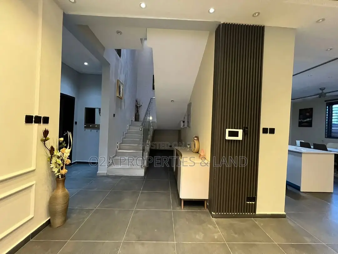 Furnished 4bdrm House in Ashaley Botwe, Lake Side Estate for rent in Lake Side Estate