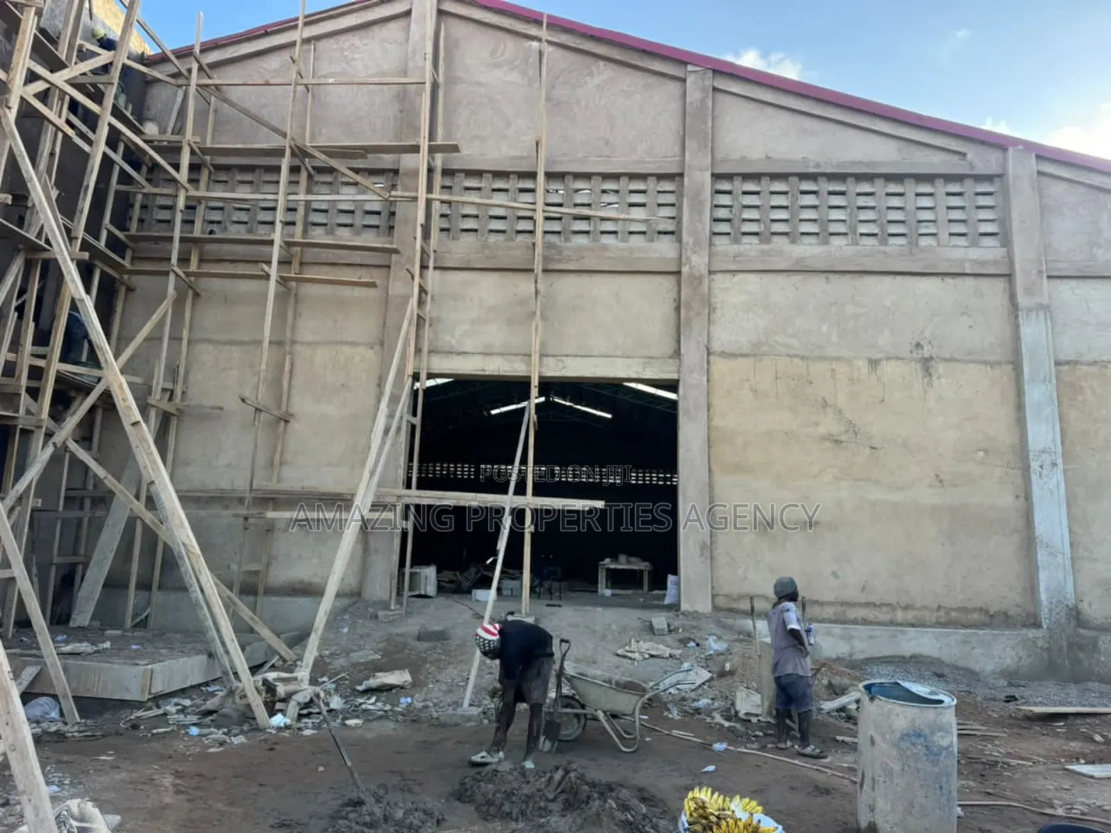 1300 SQM Warehouse With Office Complex Tantra Hills in Tantra Hills