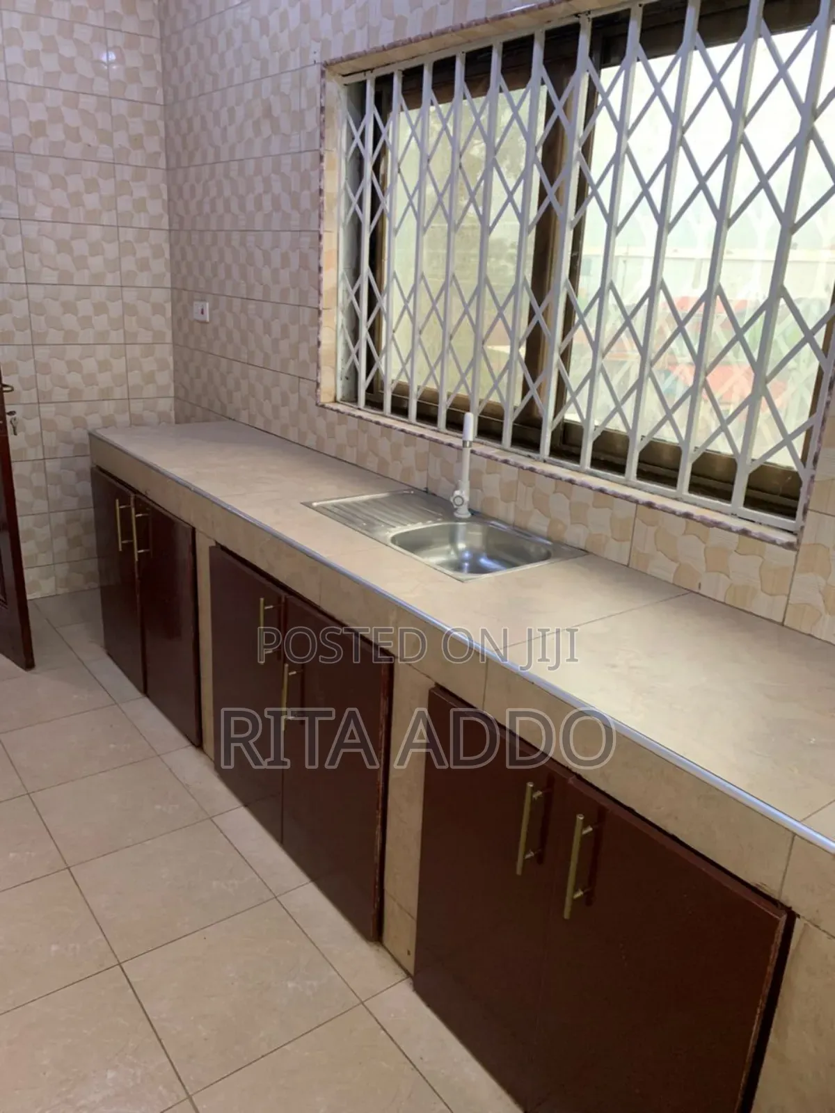 2bdrm Apartment in Lakeside Community 7 for rent in Lake Side Estate