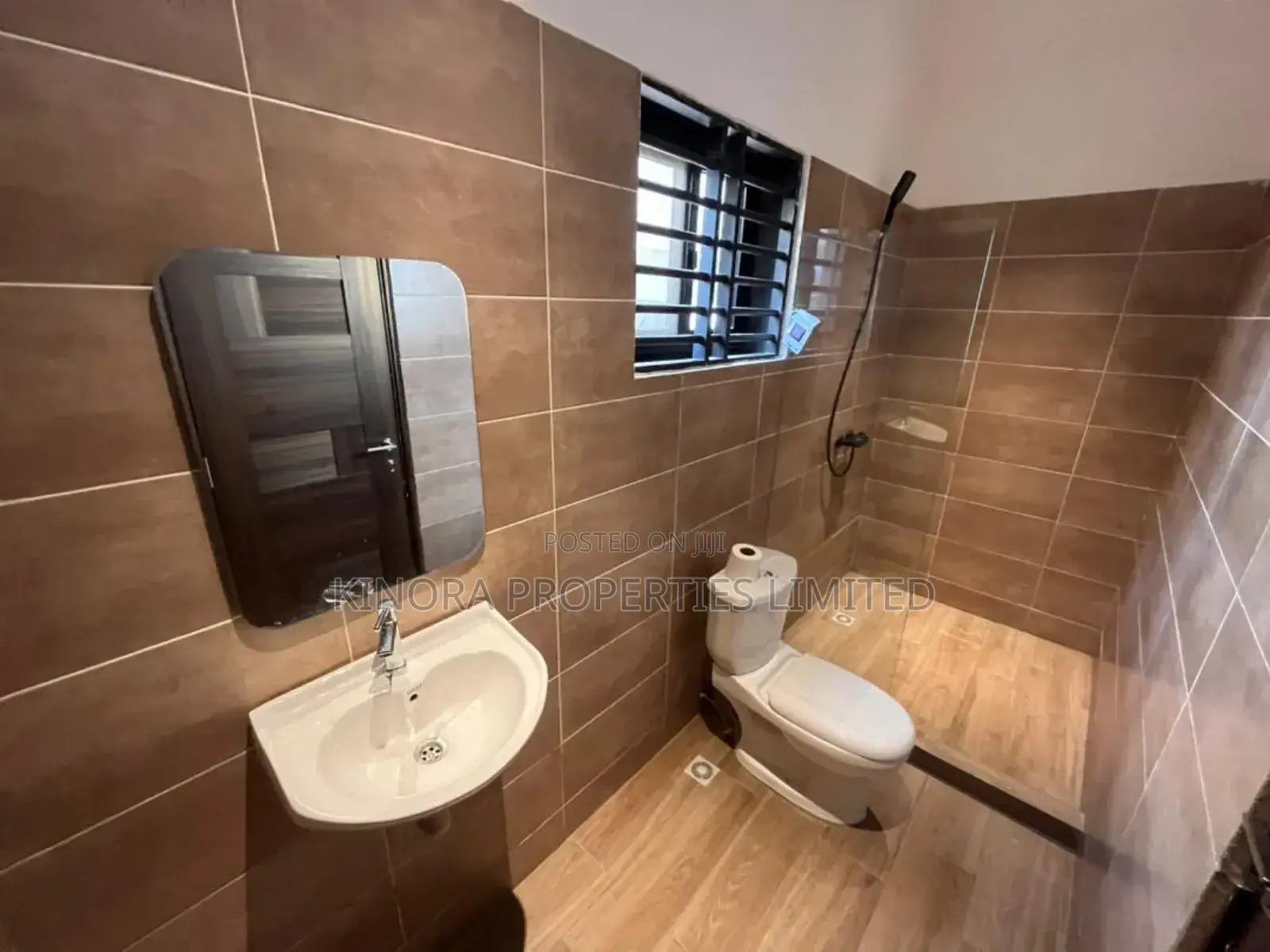 2bdrm Apartment in Ogbojo, East Legon for rent in East Legon