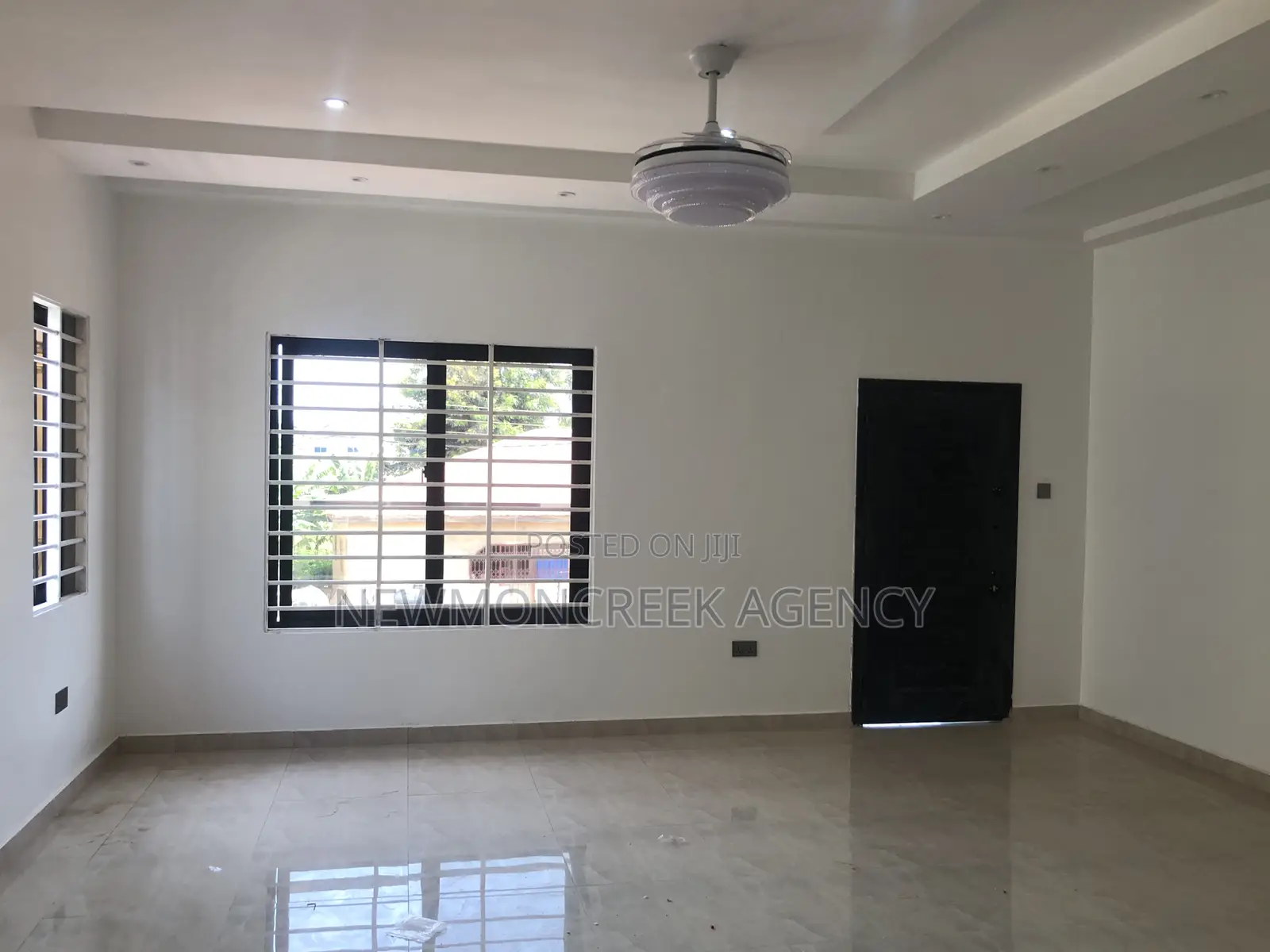 4bdrm Duplex in Oyarifa Estates, Accra Metropolitan for sale in Accra Metropolitan