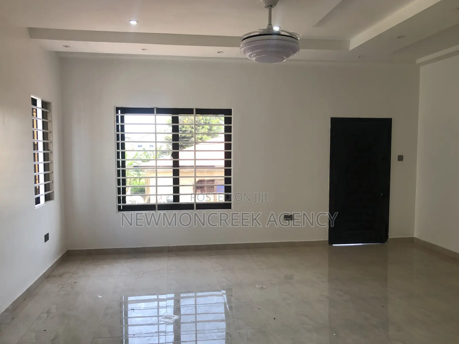 4bdrm Duplex in Oyarifa Estates, Accra Metropolitan for sale in Accra Metropolitan