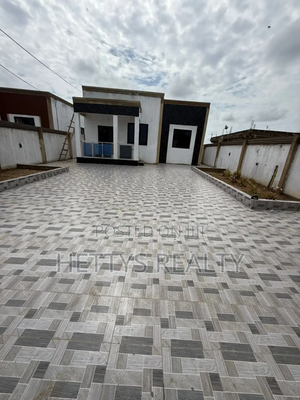 3bdrm House in Kasoa for sale in Kasoa