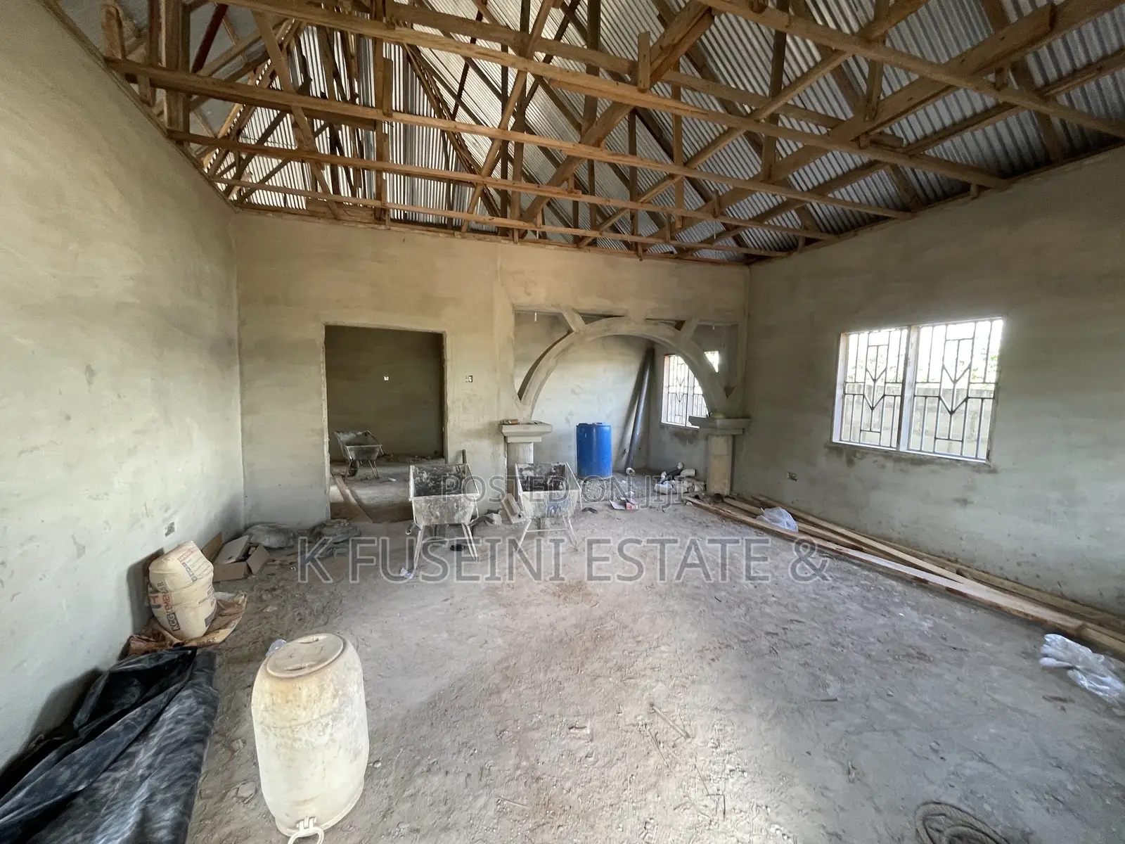 3bdrm House in K Fuseini Estate, Kumasi Metropolitan for sale in Kumasi Metropolitan