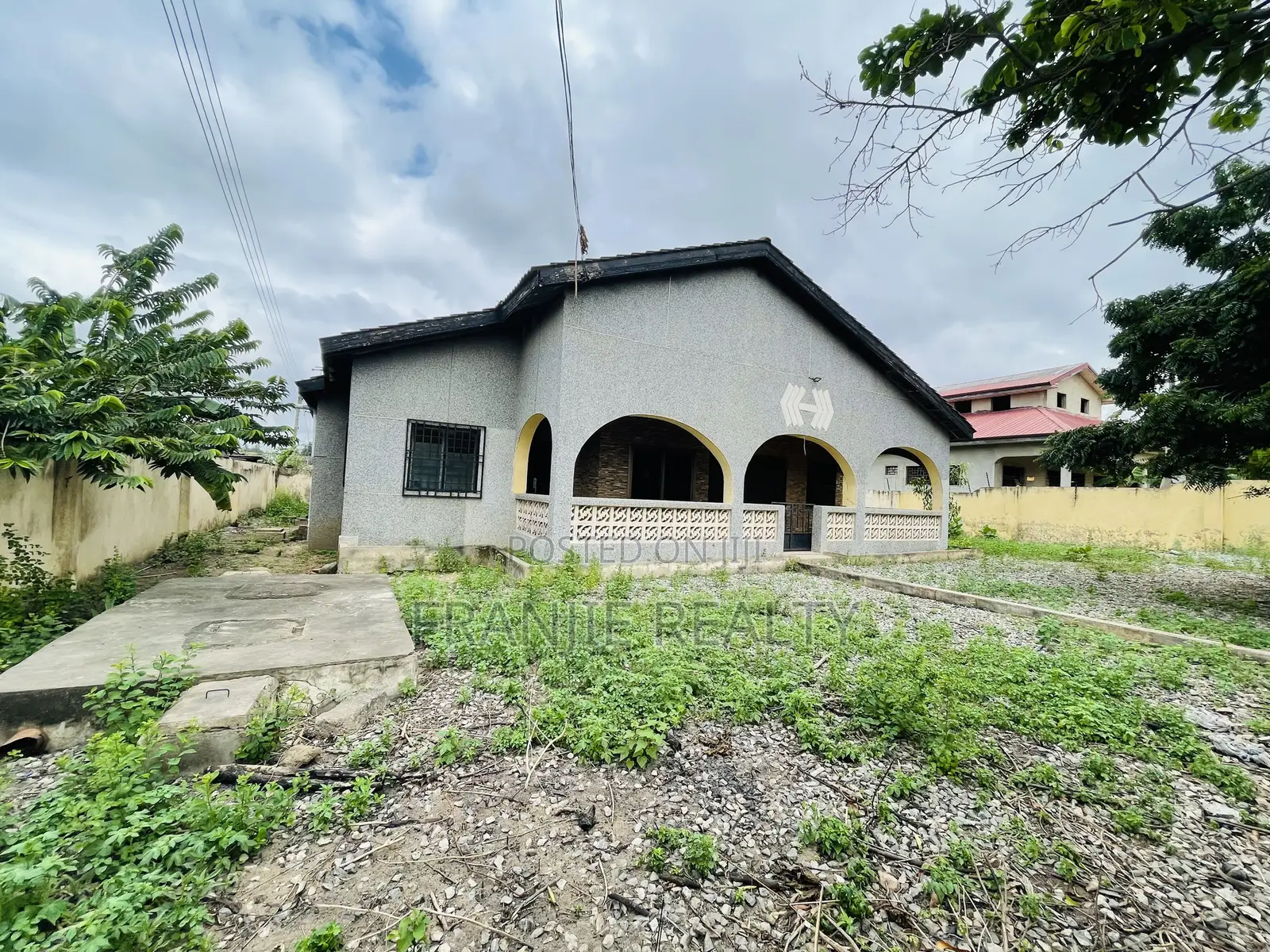 4bdrm House in Franjie Realty, Kasoa for sale in Kasoa