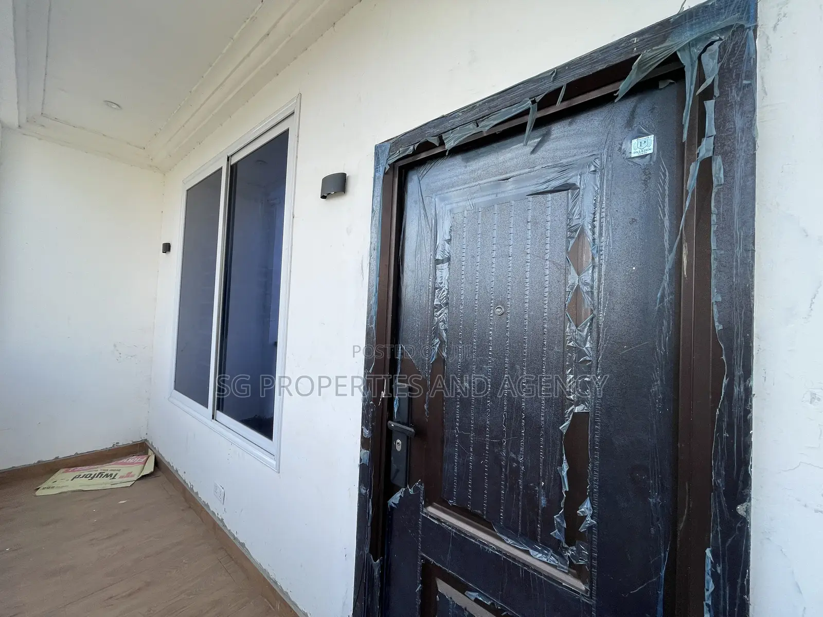 2bdrm Apartment in Lashibi, Sakumono for rent in Sakumono