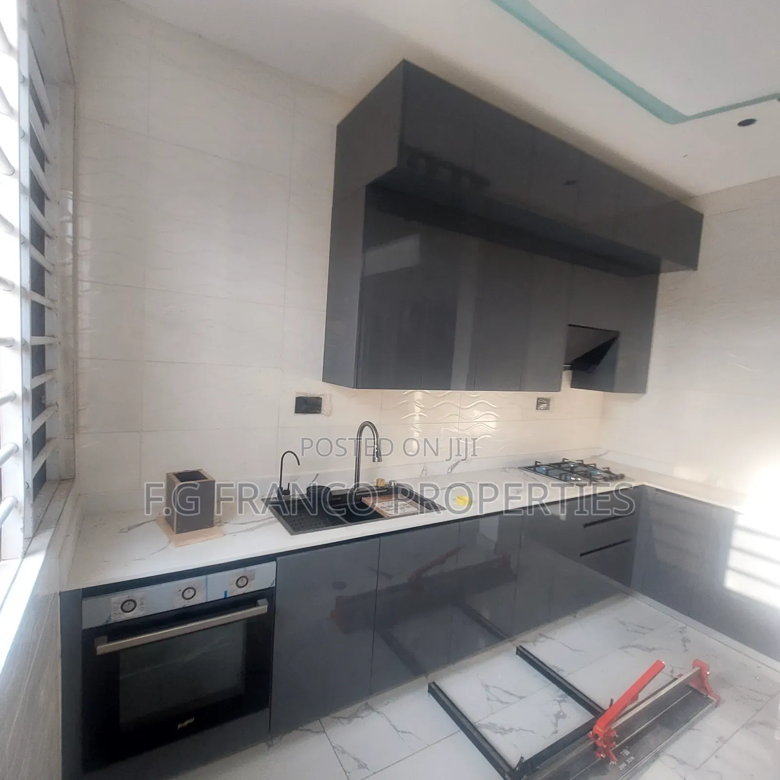 Furnished 3bdrm Apartment in Kg. Franco, Adjiriganor for sale in Adjiriganor