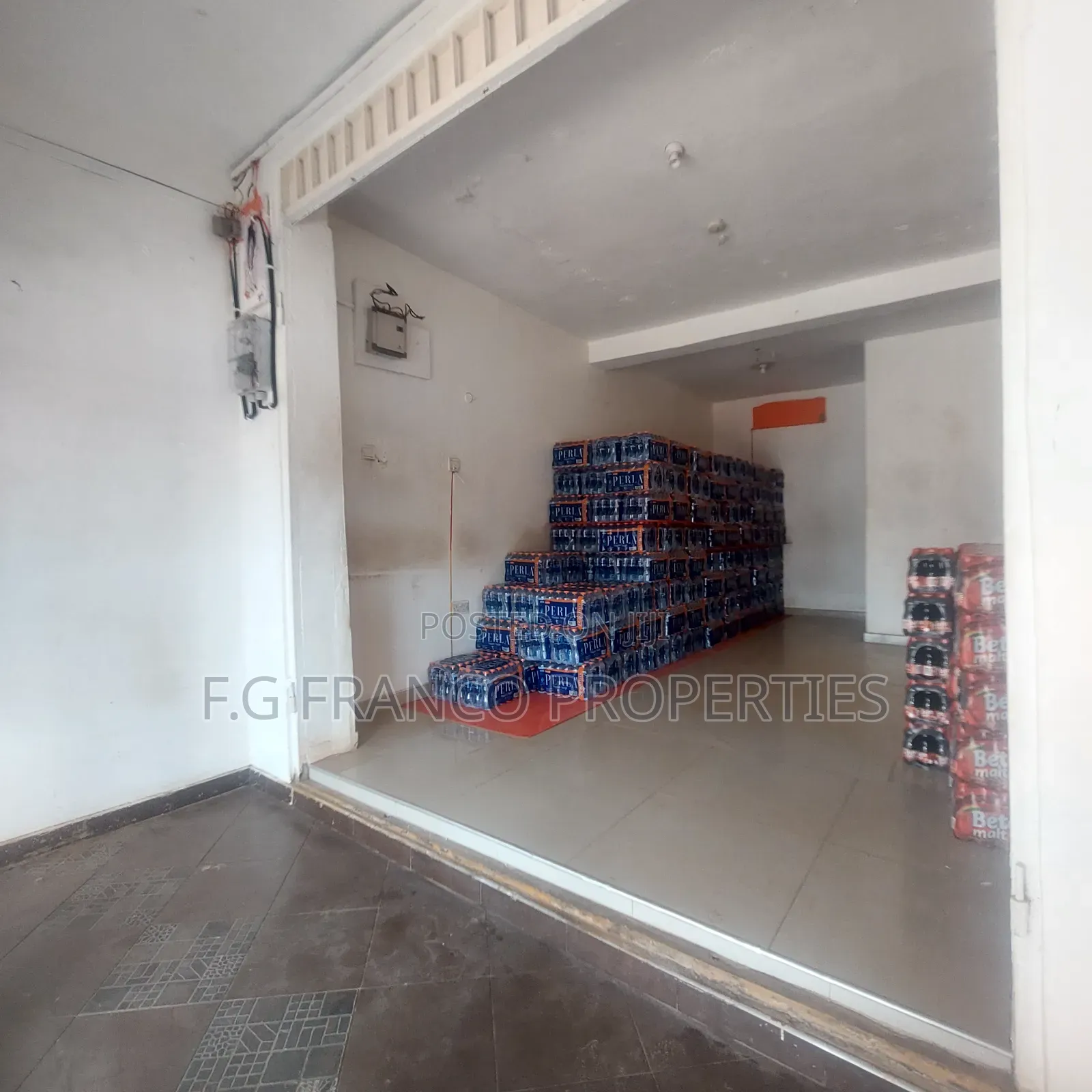 Shop For Rent At Spintex Near Ecobank in Spintex