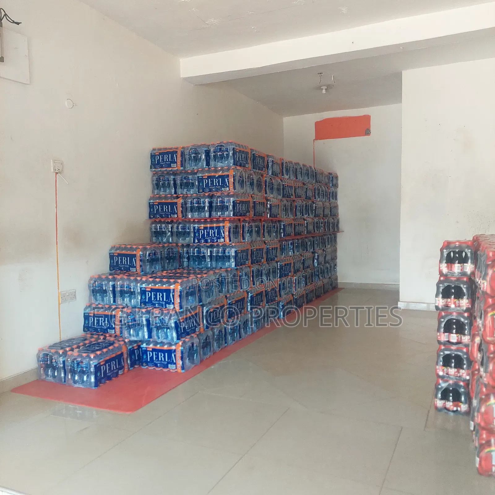 Shop For Rent At Spintex Near Ecobank in Spintex