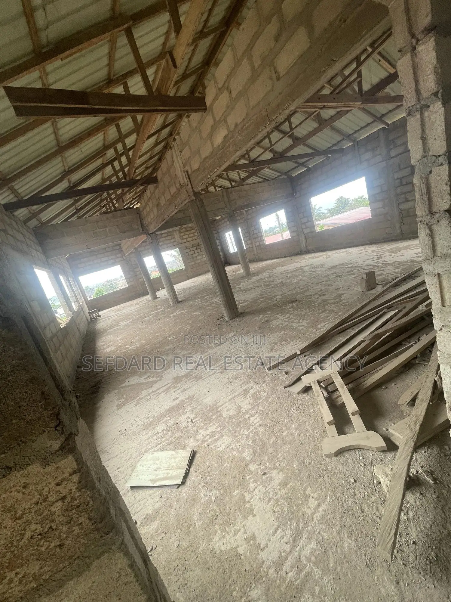 Prime School Complex on 8 Plots – Amasaman Cocobod Main Road for Sale. in Amasaman