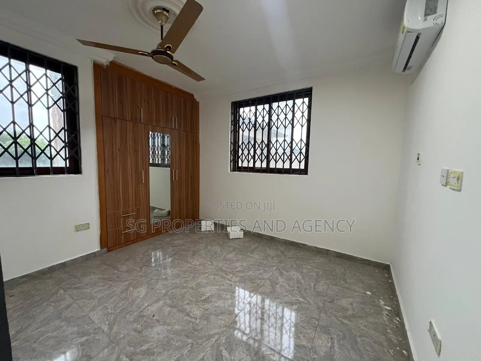 2bdrm Apartment in Lashibi, Sakumono for rent in Sakumono