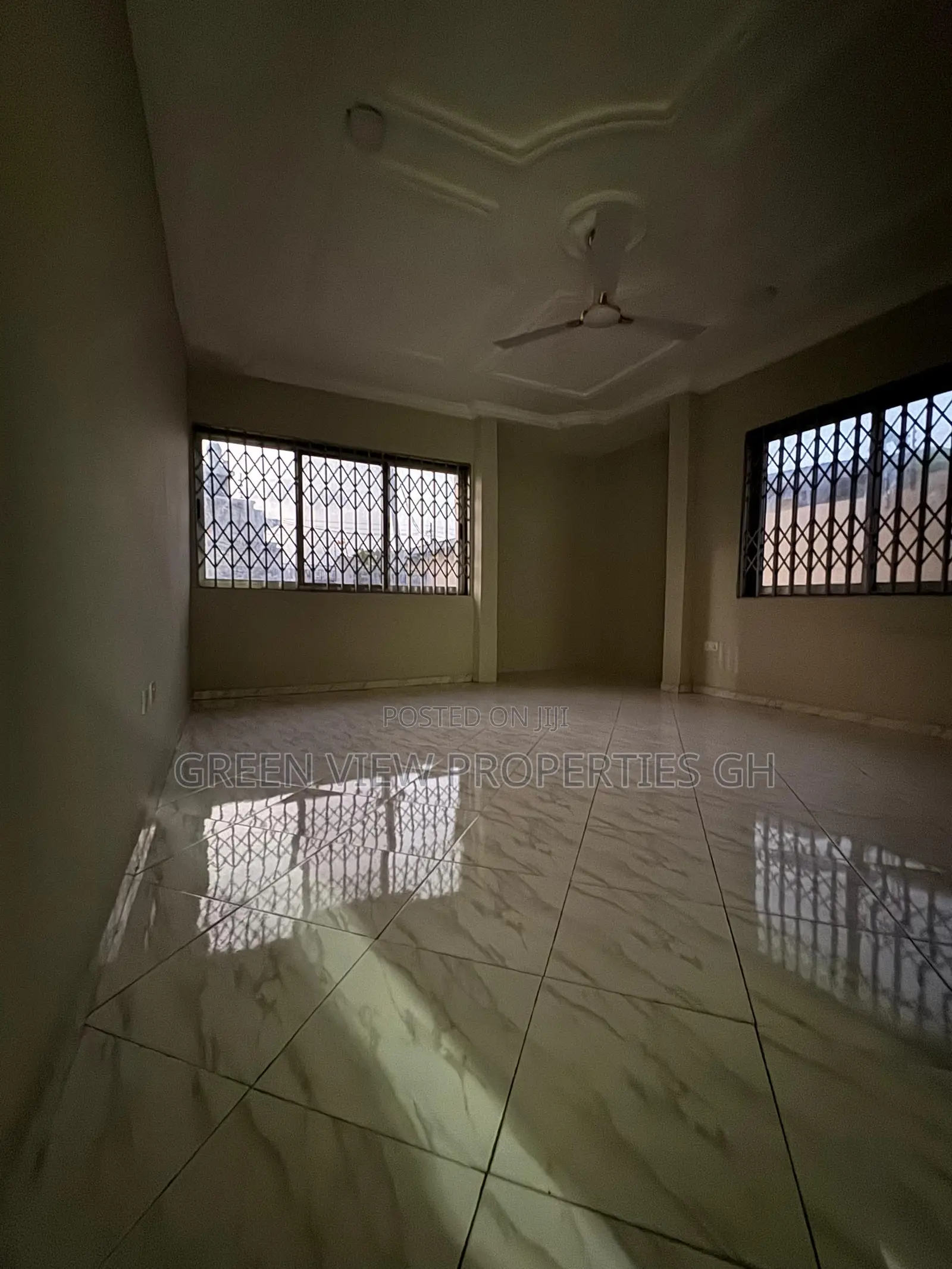 7bdrm Duplex in West Hills Mall Area for rent in West Hills Mall Area