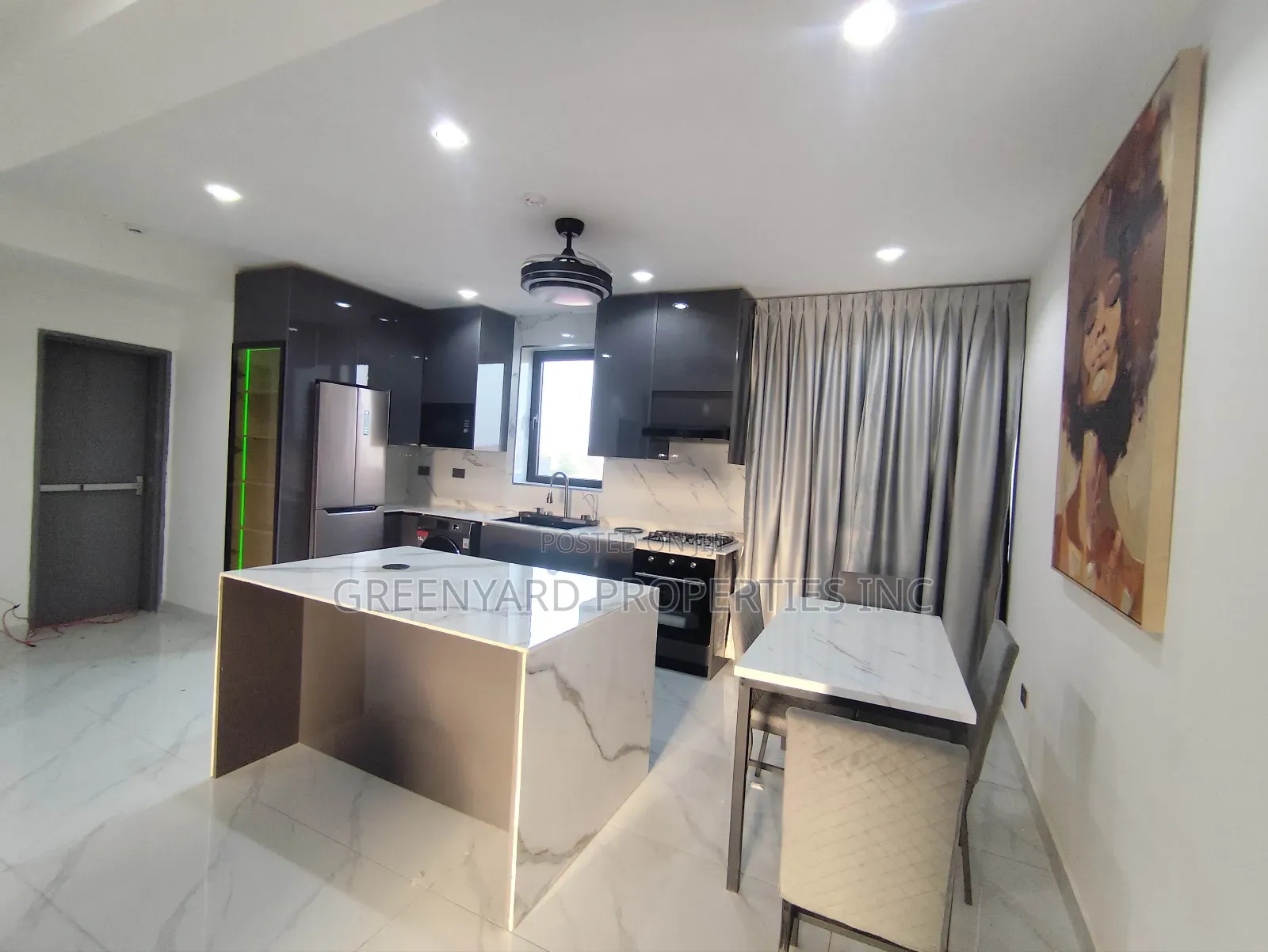 Furnished 2bdrm Apartment in A&C, East Legon for rent in East Legon
