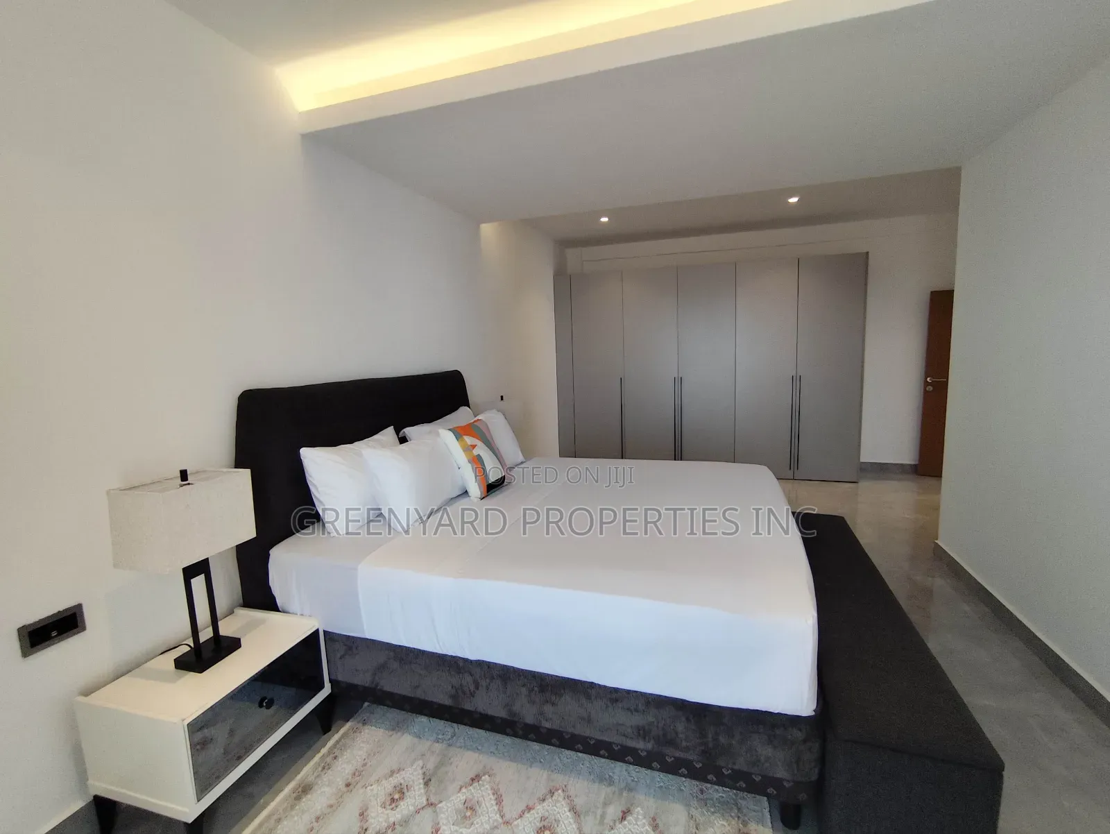 Furnished 2bdrm Apartment in American House, East Legon for rent in East Legon