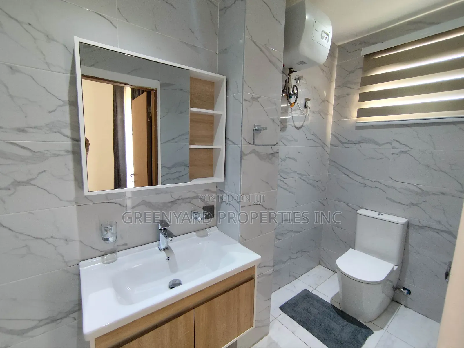 Furnished 2bdrm Apartment in American House, East Legon for rent in East Legon
