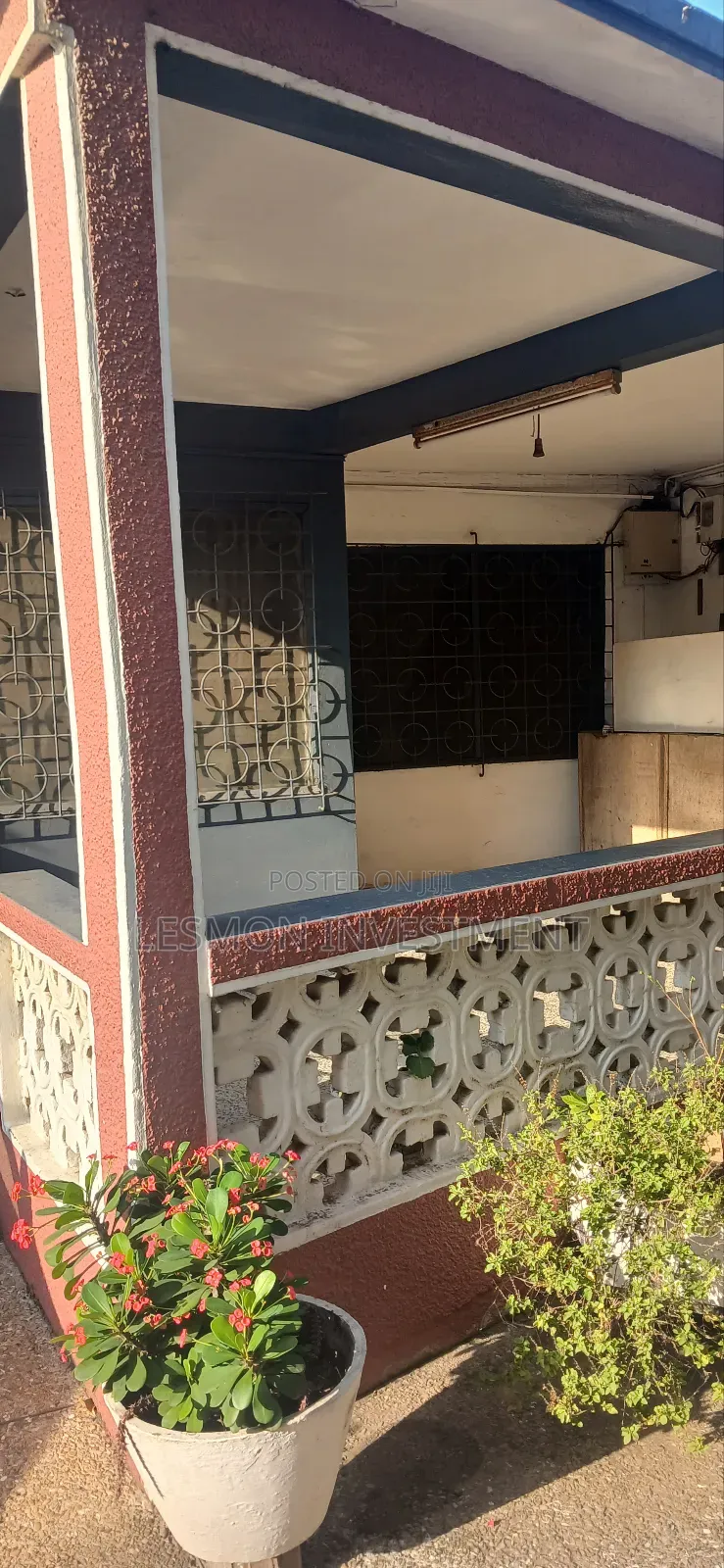 14 Bedrooms Commercial Property for Rent at Accra New Town in Accra New Town