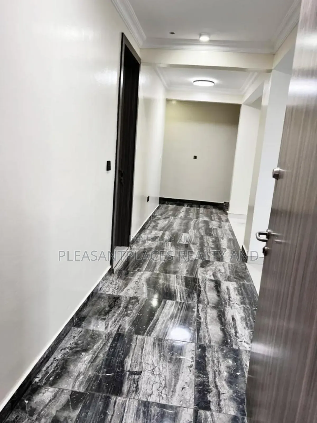 3bdrm Apartment in Pleasantplaces, Abelemkpe for rent in Abelemkpe