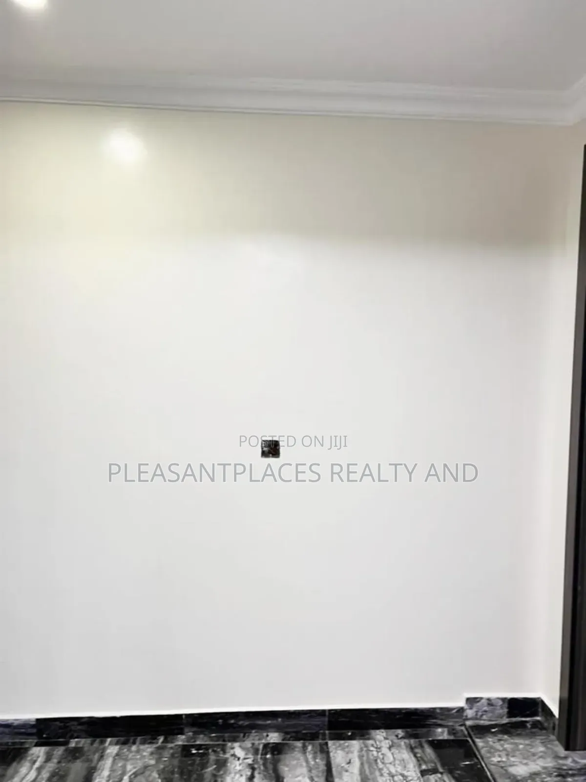 3bdrm Apartment in Pleasantplaces, Abelemkpe for rent in Abelemkpe