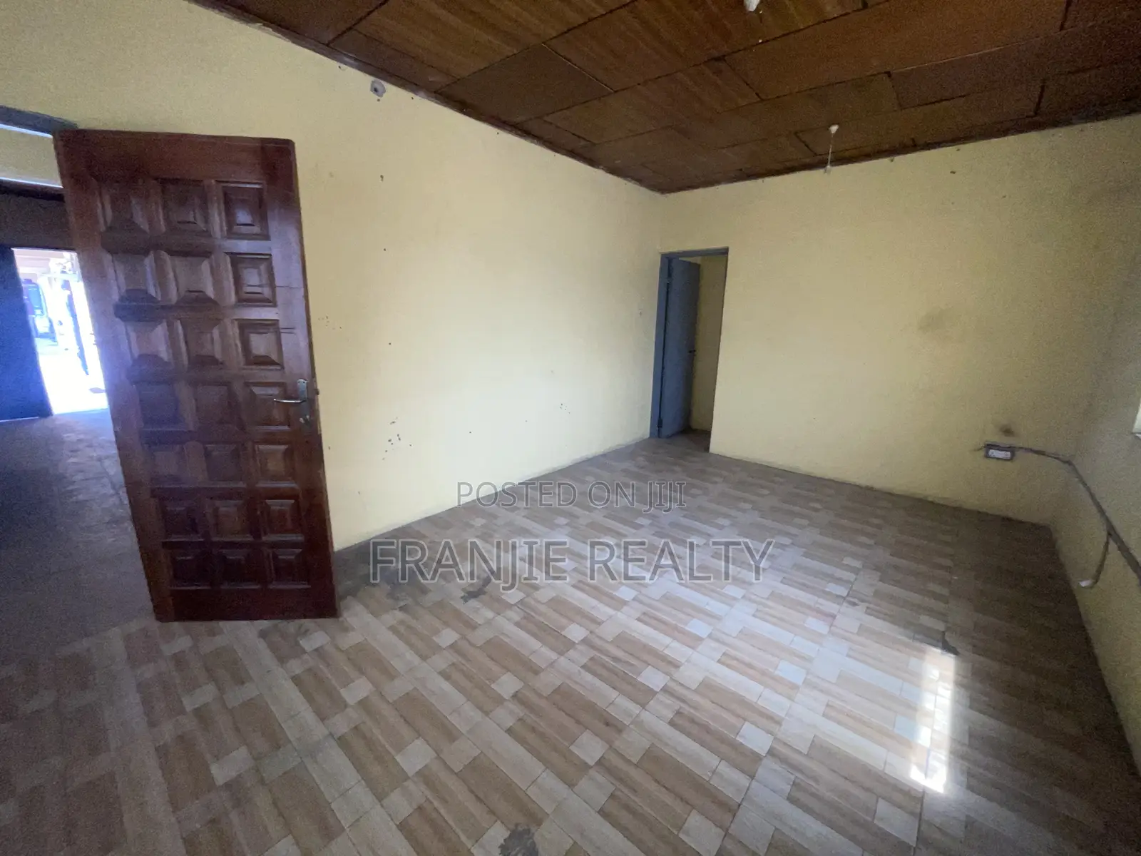 Office Space For Rent At Maccarty Hills. in MacCharty Hills