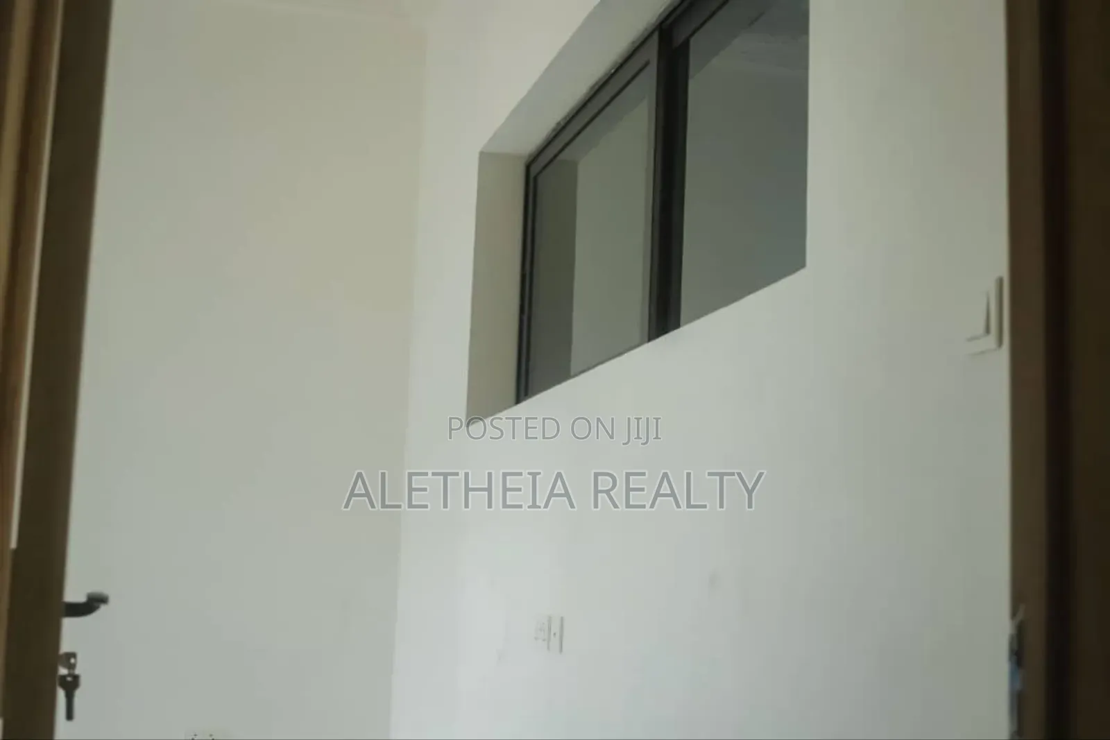 4bdrm Duplex in Prampram for sale in Prampram