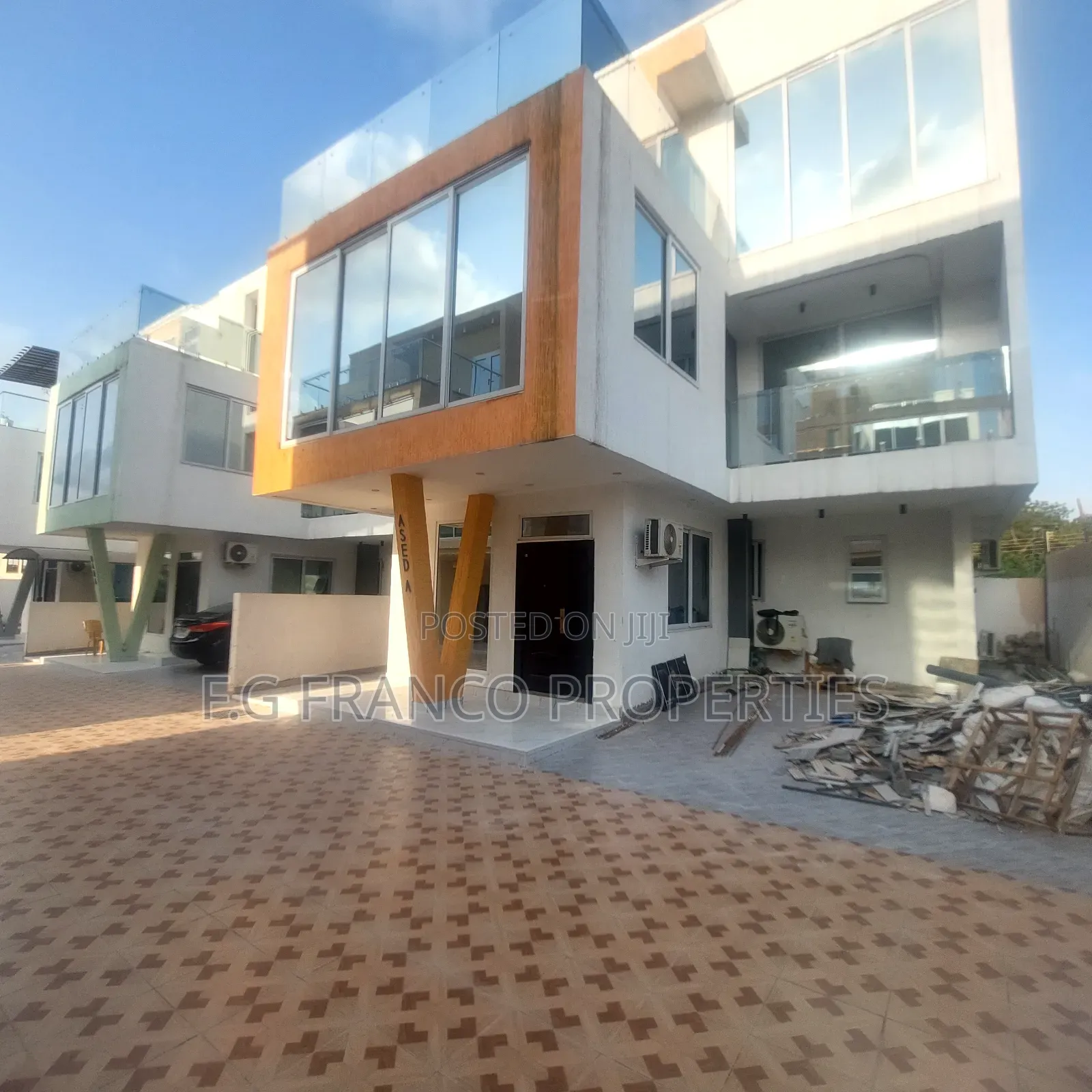 3bdrm House in Kg. Franco, Adjiriganor for sale in Adjiriganor