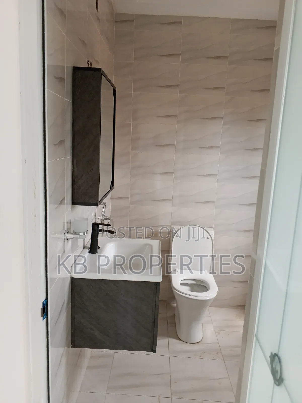 2bdrm Apartment in Kb Properties, Spintex for rent in Spintex