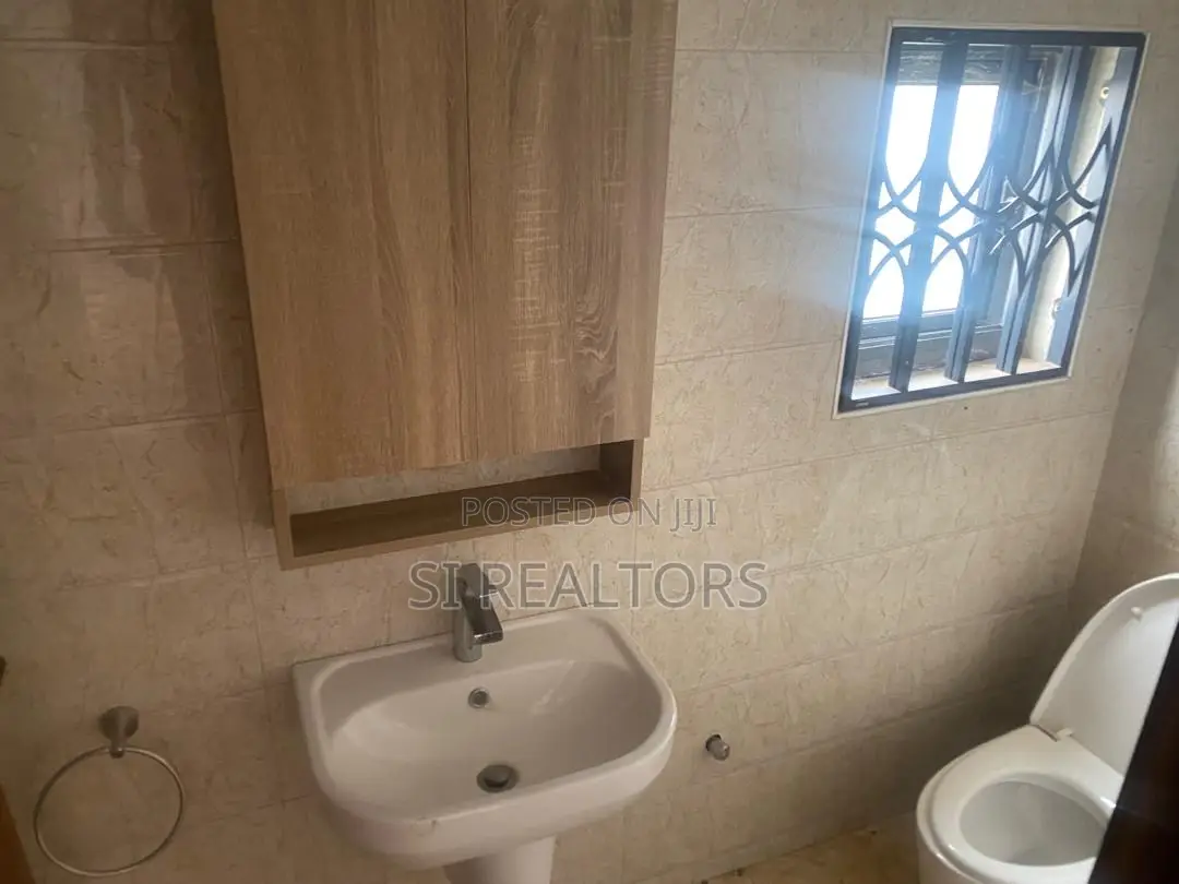 4bdrm Duplex in East Legon, Otano for rent in Otano