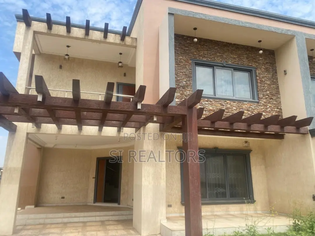 4bdrm Duplex in East Legon, Otano for rent in Otano