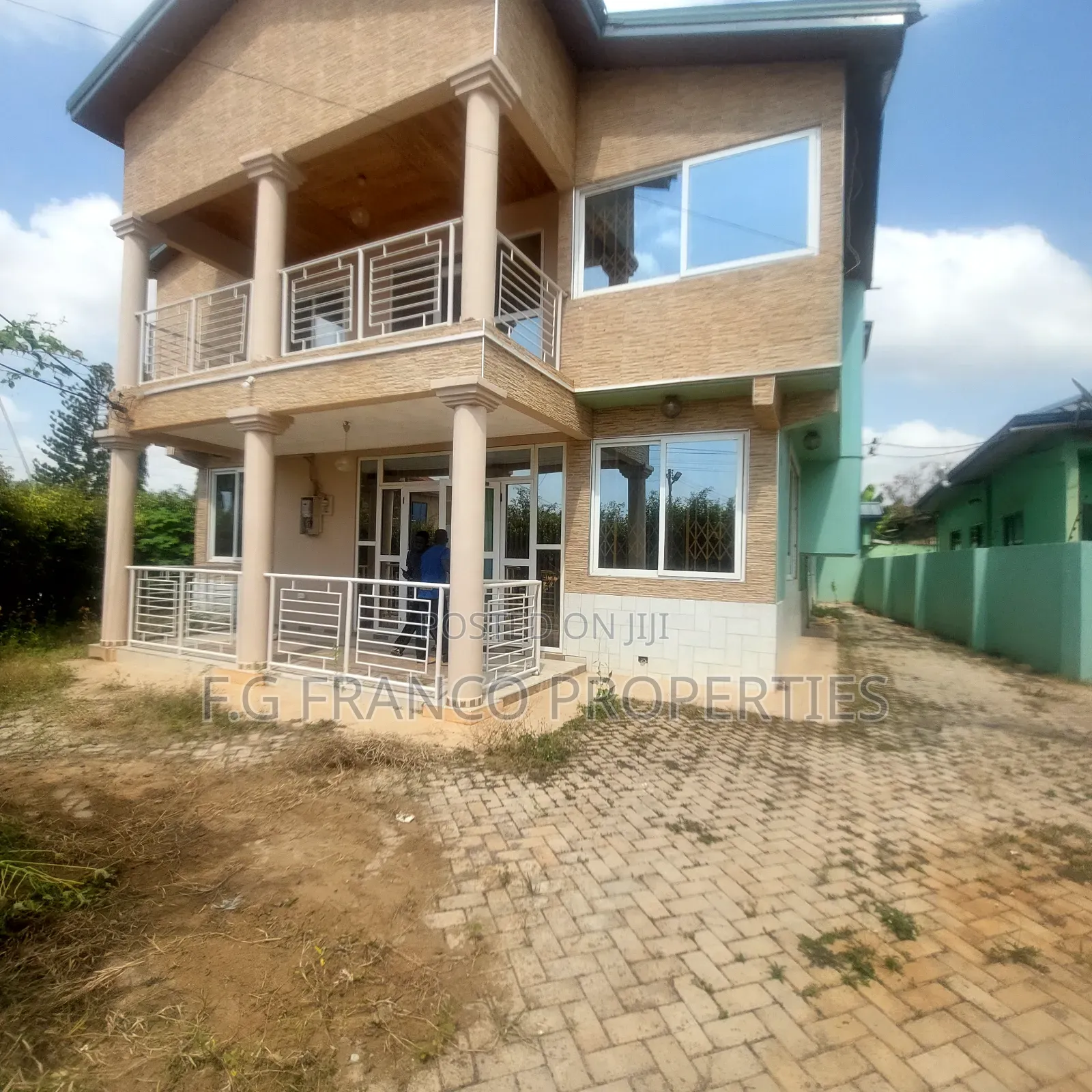 7bdrm House in Kg Franco Properties, Spintex for rent in Spintex