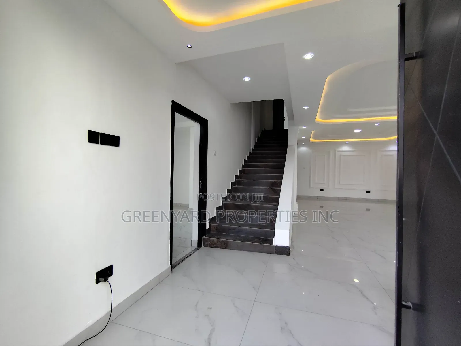 6bdrm House in Hills Katamanso, East Legon for sale in East Legon