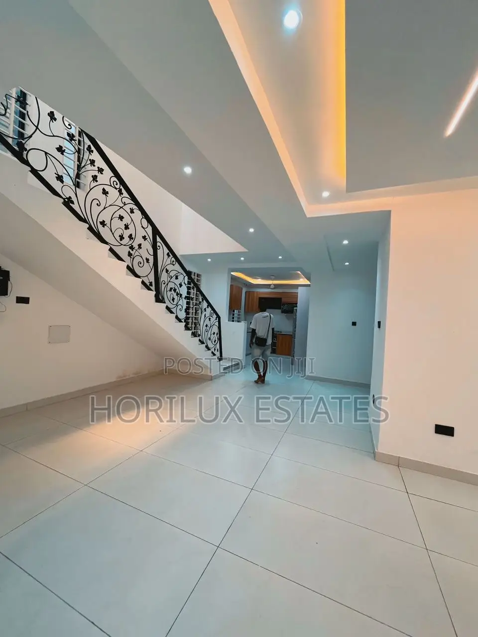 4bdrm Duplex in Horilux Estates, East Legon for sale in East Legon