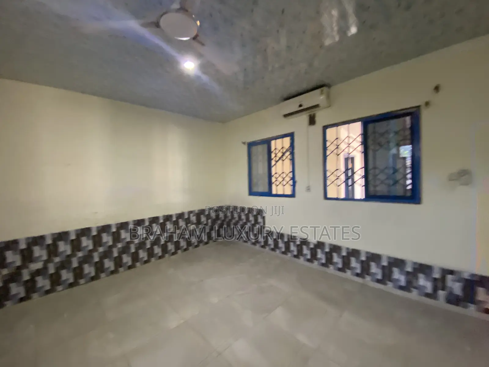 1bdrm Apartment in Braham Luxury, Sakumono for rent in Sakumono
