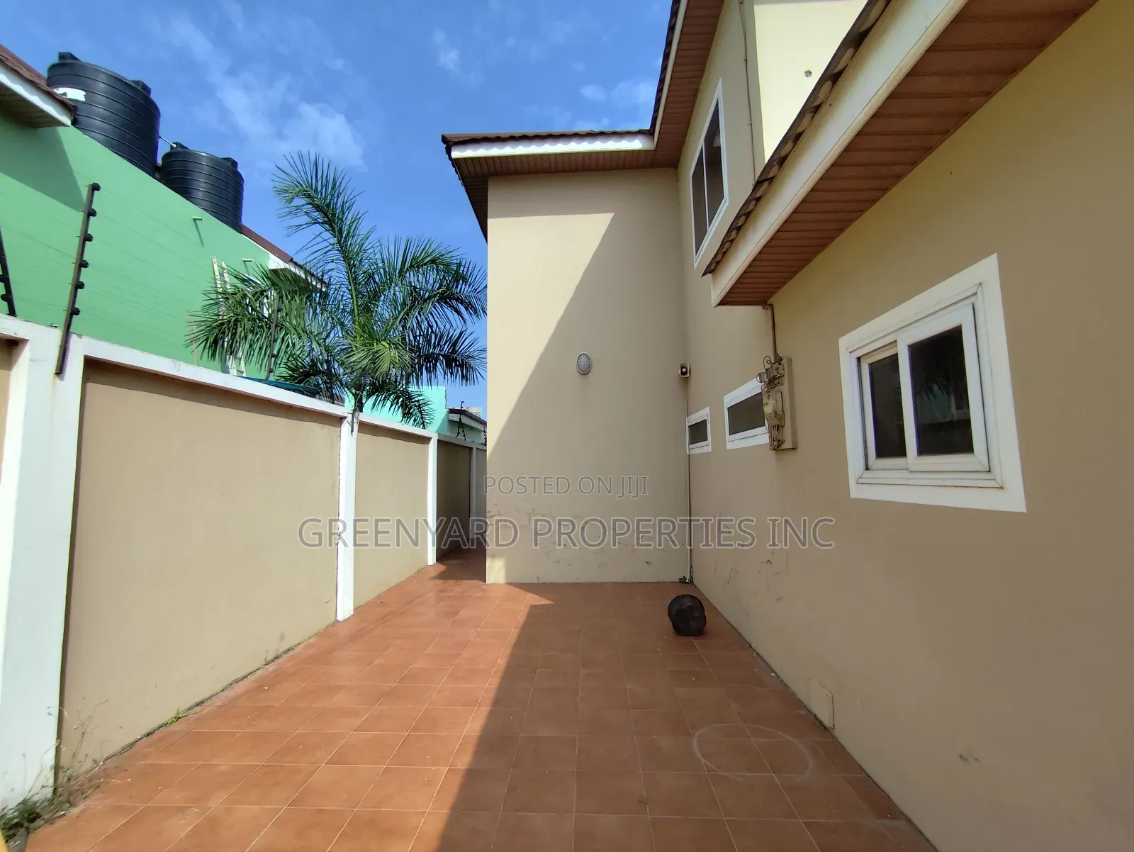 5bdrm Mansion in Trasacco, East Legon for rent in East Legon