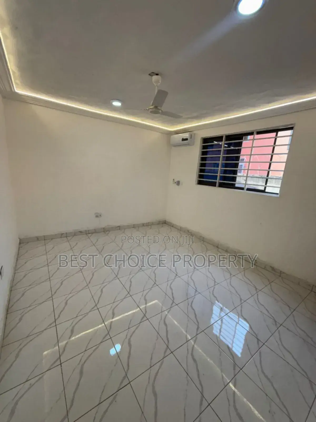 Ex- Single Room Sc in Adenta
