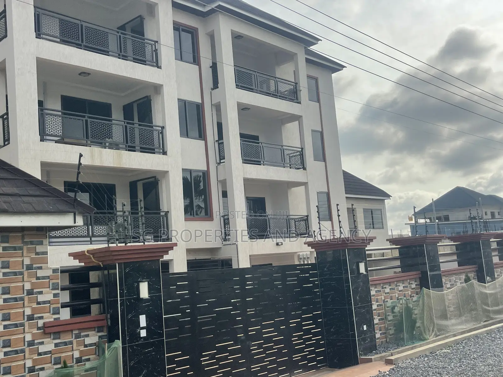 2bdrm Apartment in Sakumono for rent in Sakumono
