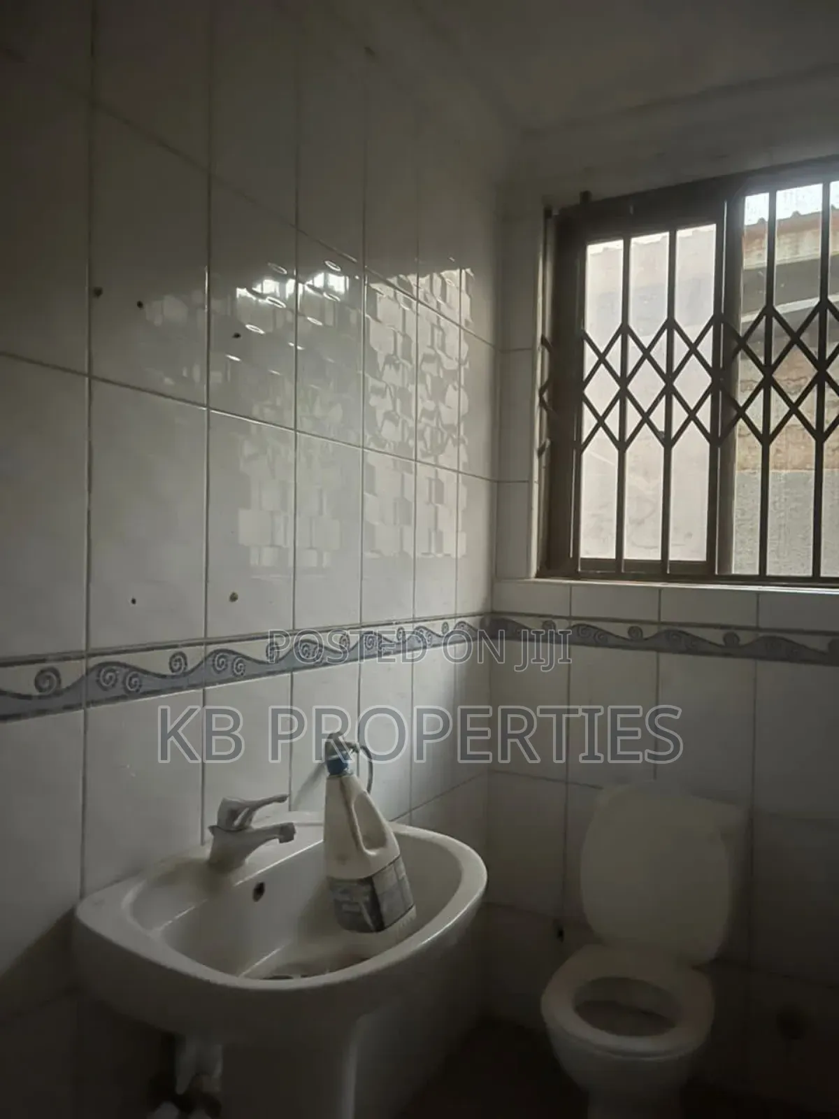 4bdrm House in Kb Properties, Spintex for rent in Spintex