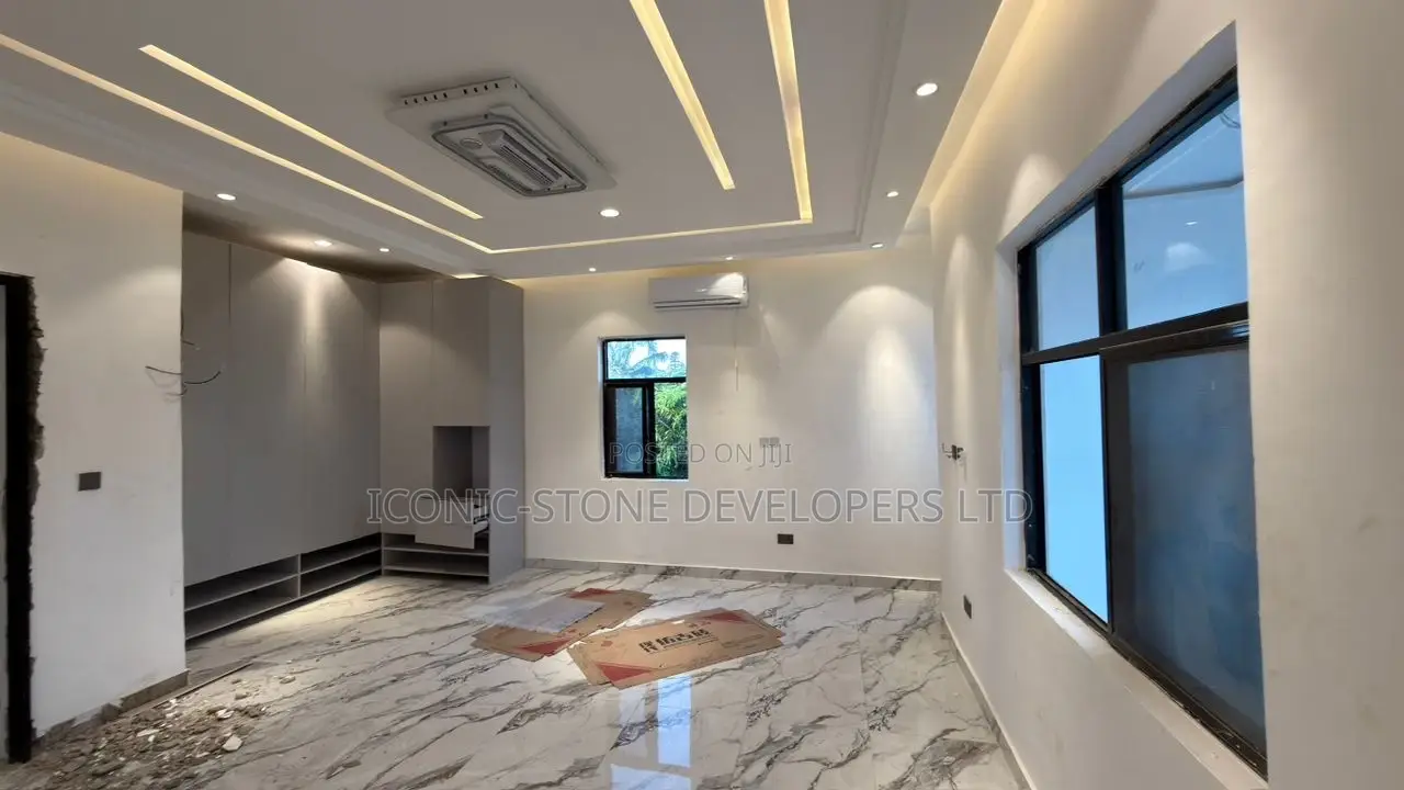 4bdrm House in Ashaley Botwe, Little Roses Area for sale in Little Roses Area