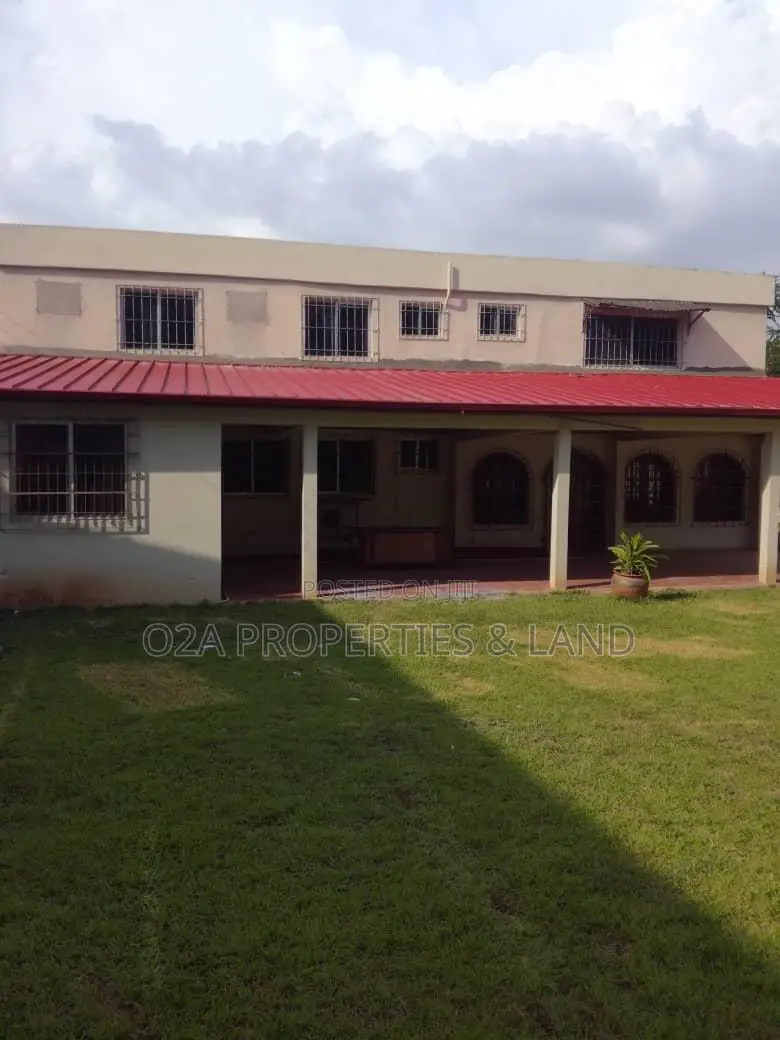 6bdrm House in Airport Residential for rent in Airport Residential Area
