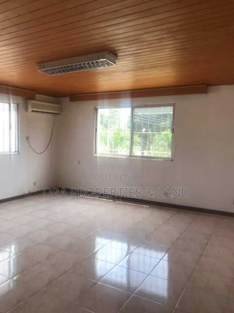 6bdrm House in Airport Residential for rent in Airport Residential Area