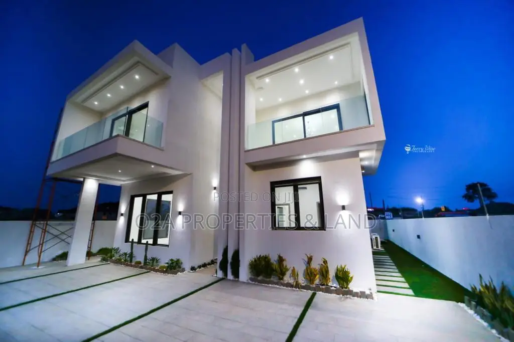 4bdrm House in East Legon, Bawaleshie for sale in Bawaleshie