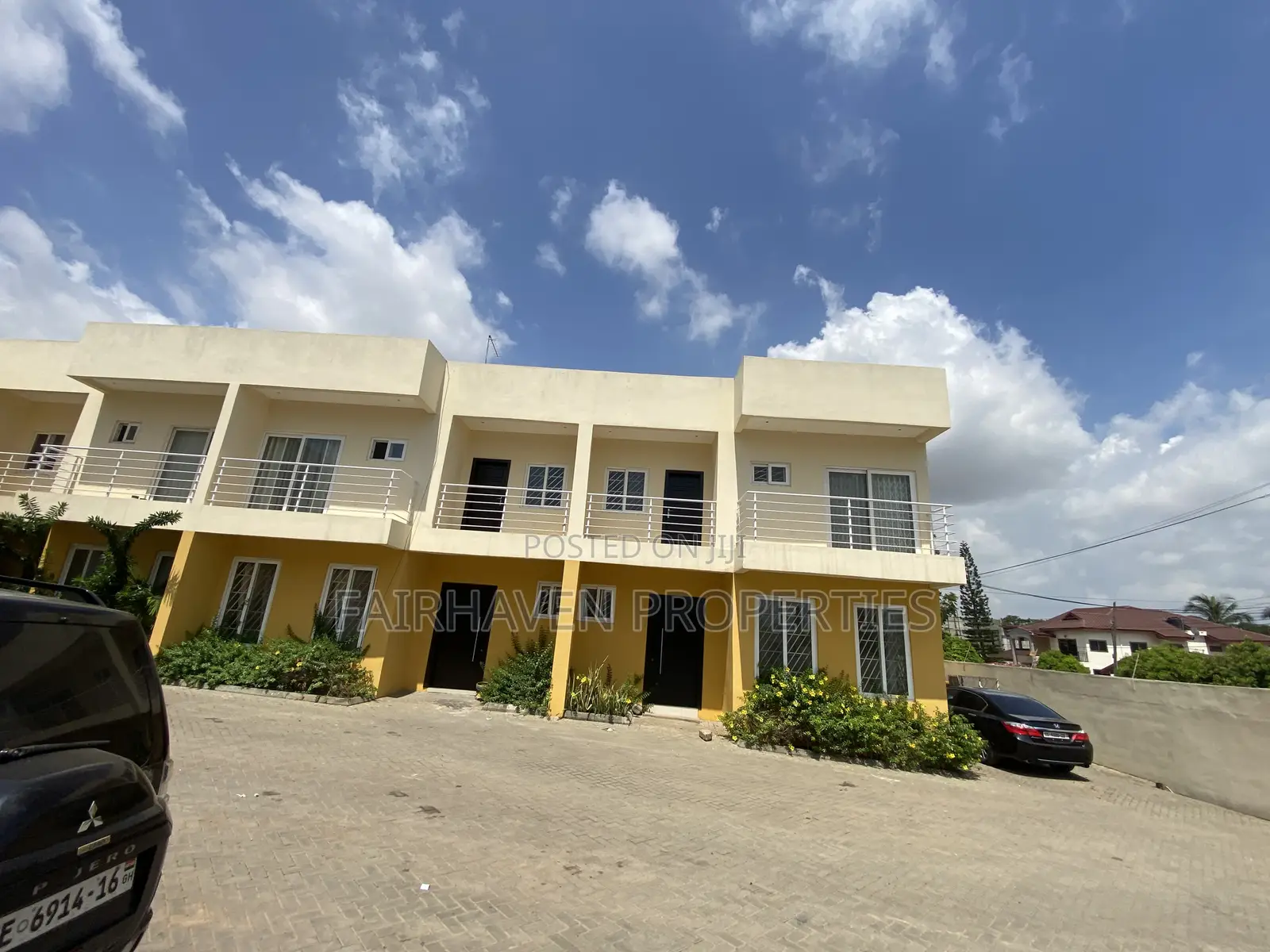 4bdrm Townhouse/Terrace in East Airport for sale in Airport Residential Area