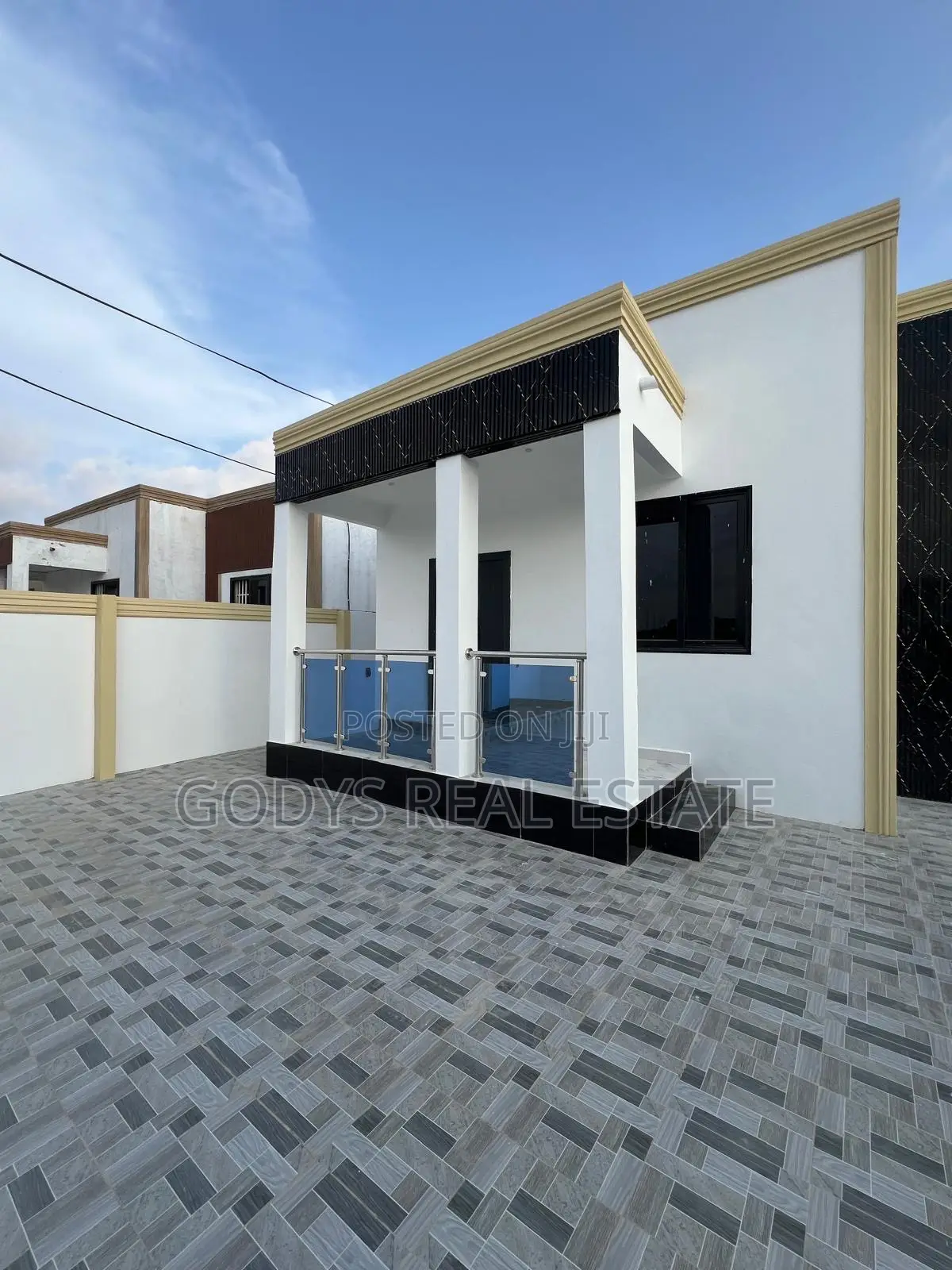 3bdrm Townhouse/Terrace in Opeikuma, Kasoa for sale in Kasoa