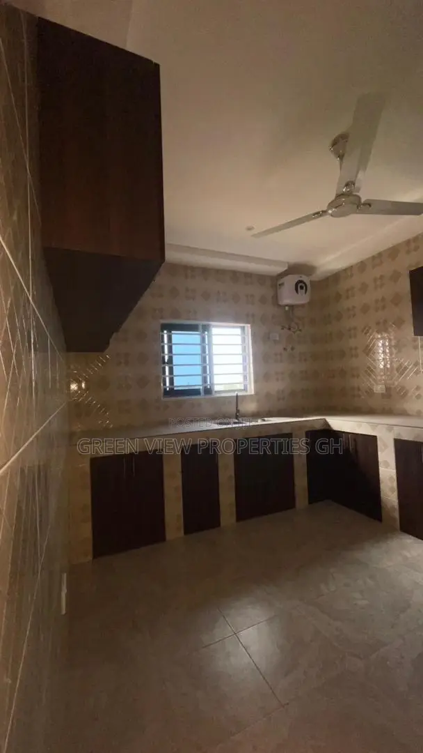 3bdrm Apartment in West Hills Mall Area for rent in West Hills Mall Area