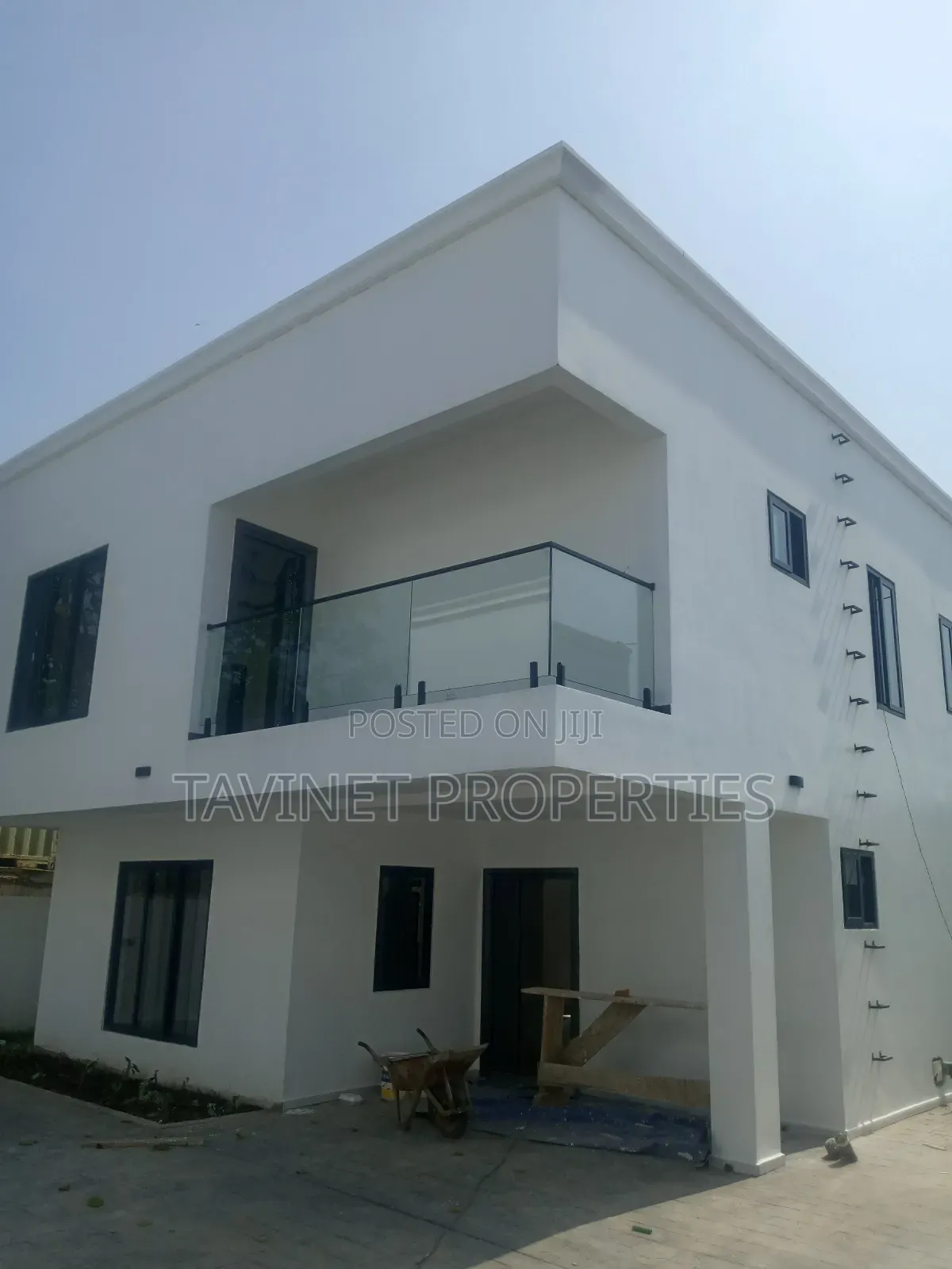 3bdrm Townhouse/Terrace in Ashaley Botwe for sale in Ashaley Botwe