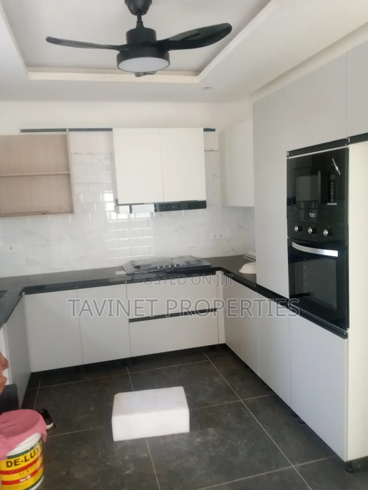 3bdrm Townhouse/Terrace in Ashaley Botwe for sale in Ashaley Botwe