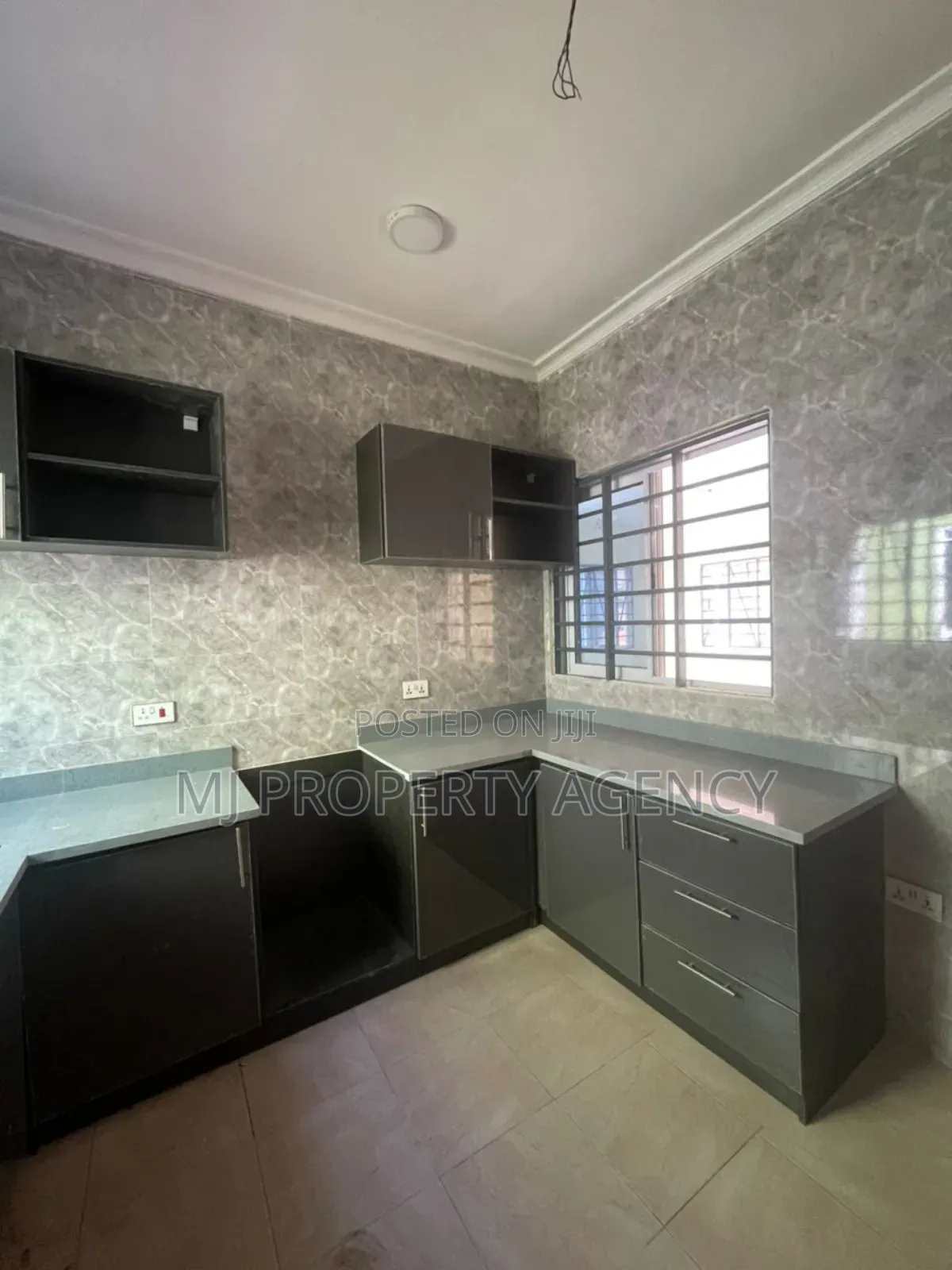 3bdrm House in Spintex Road, Tema Metropolitan for sale in Tema Metropolitan