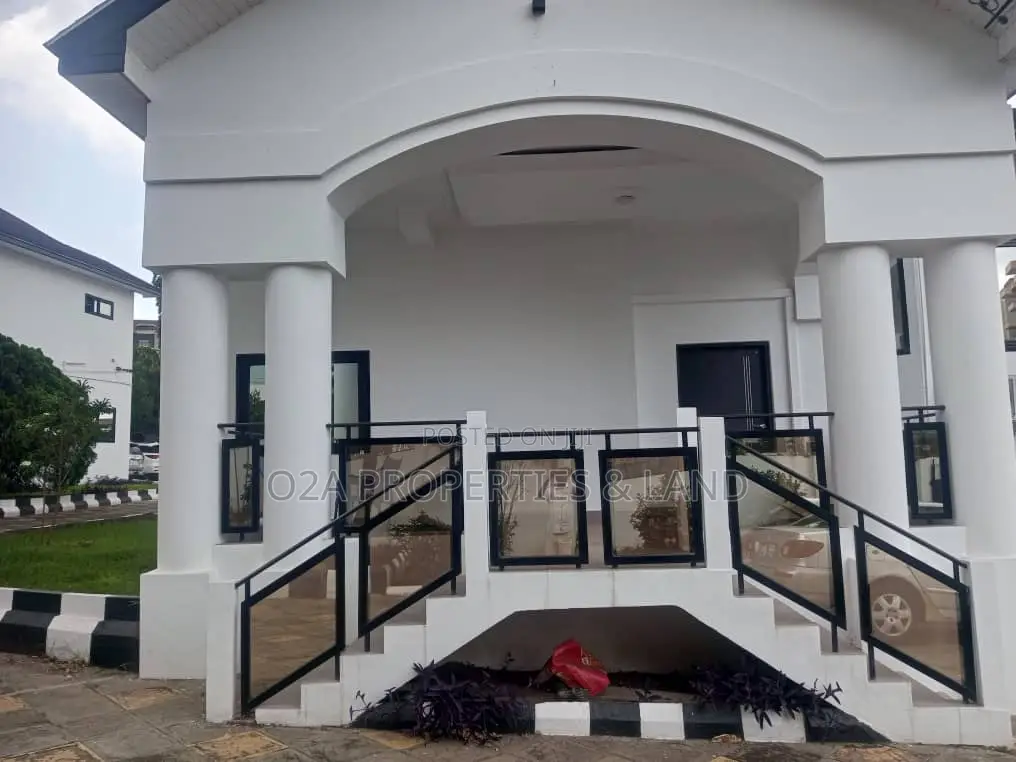6bdrm House in Airport Residential for rent in Airport Residential Area