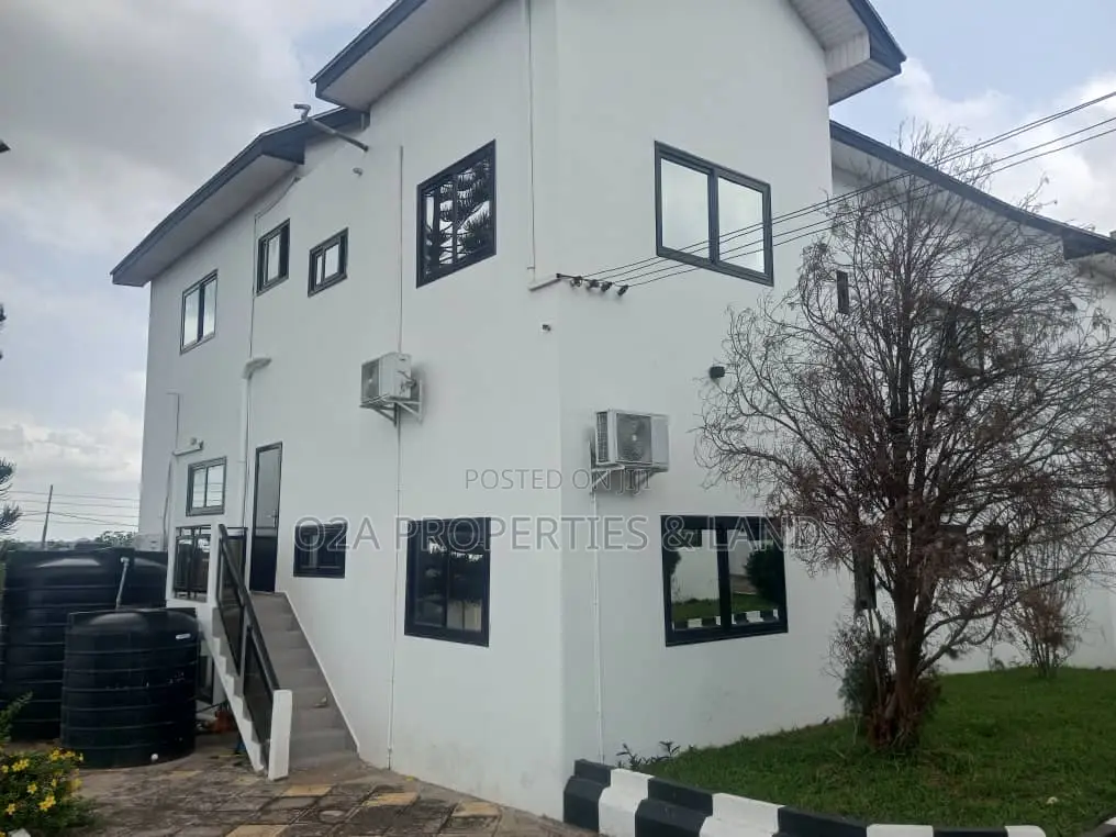 6bdrm House in Airport Residential for rent in Airport Residential Area