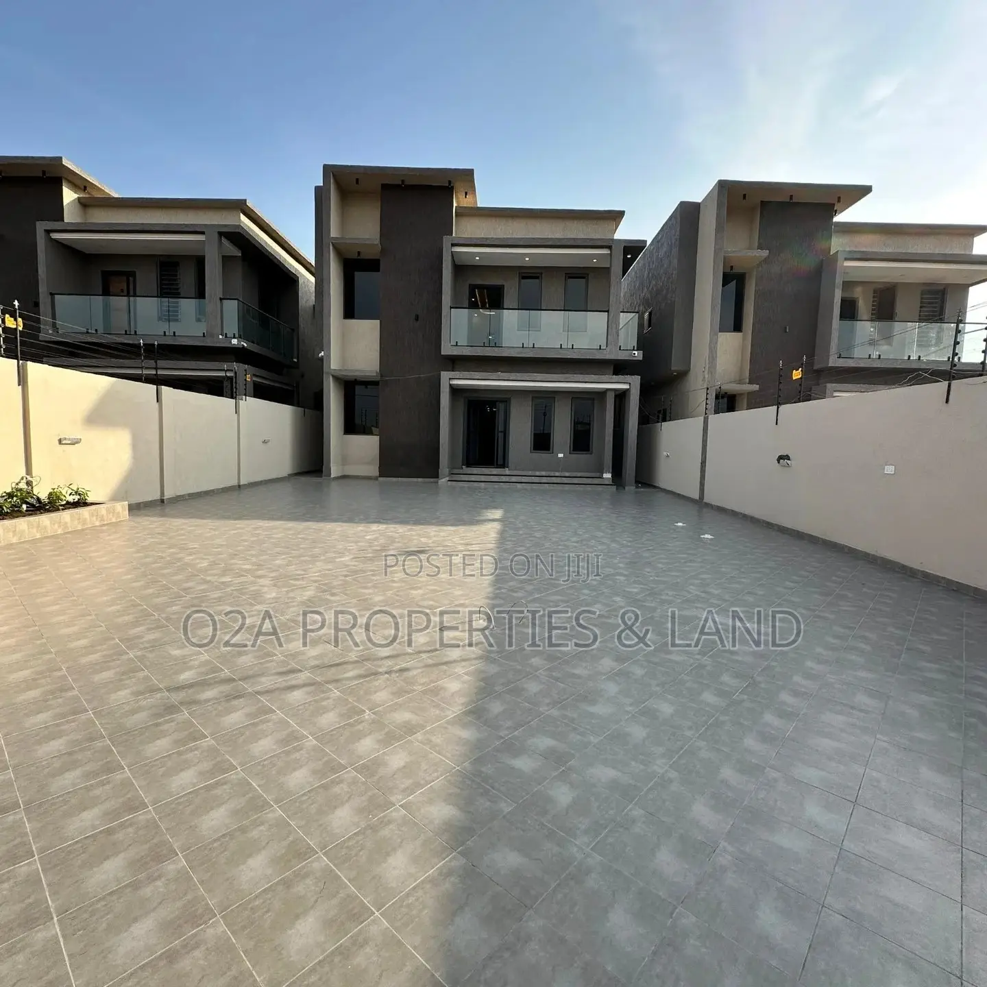 5bdrm House in East Legon Hills for sale in New Legon