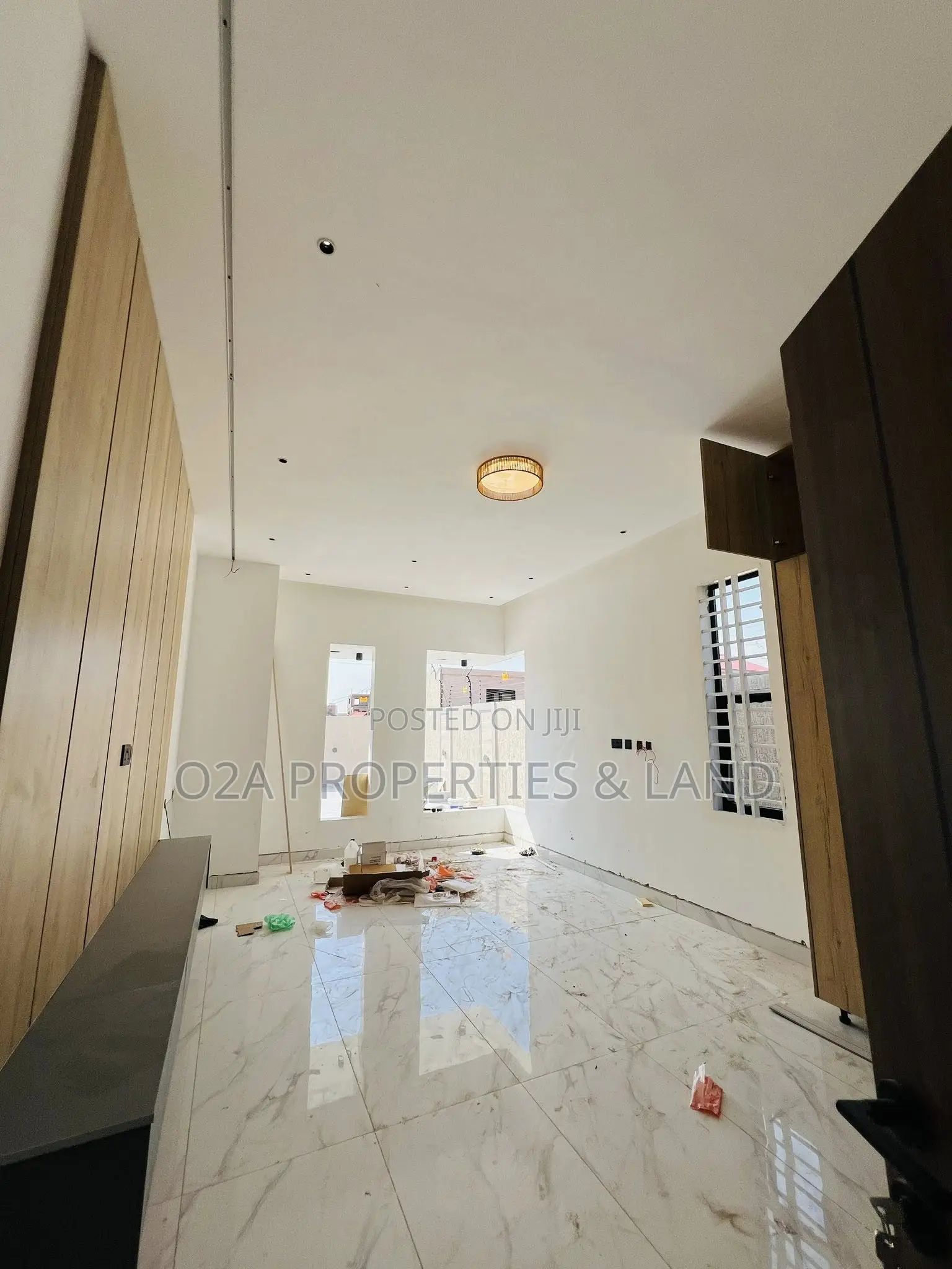 3bdrm House in Ashaley Botwe, Lake Side Estate for sale in Lake Side Estate